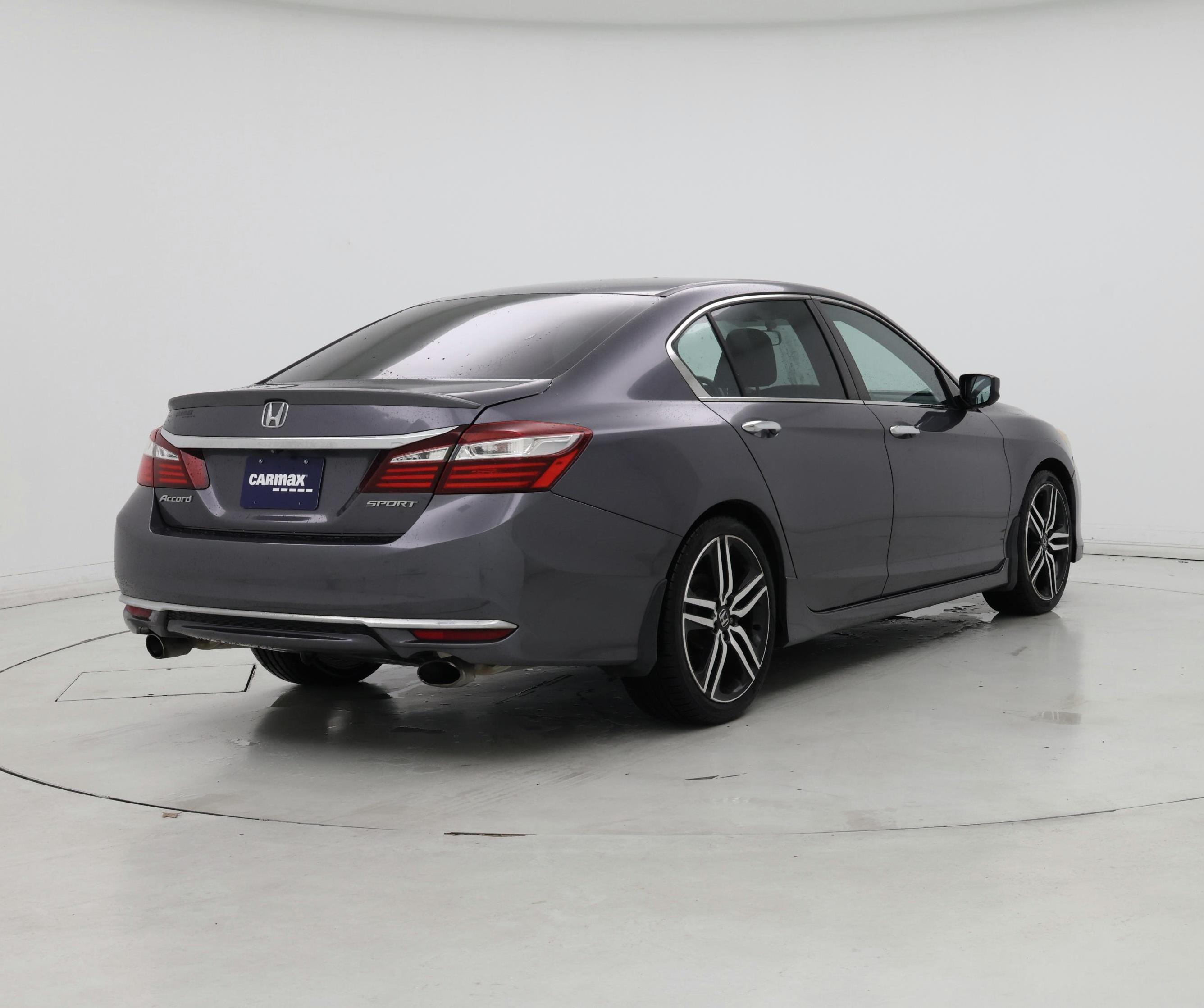 Thumbnail: 2017 Honda Accord - 8