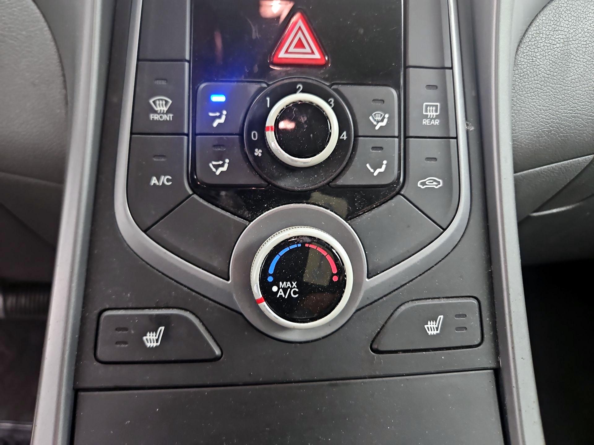 Thumbnail: 2014 Hyundai Elantra - 16