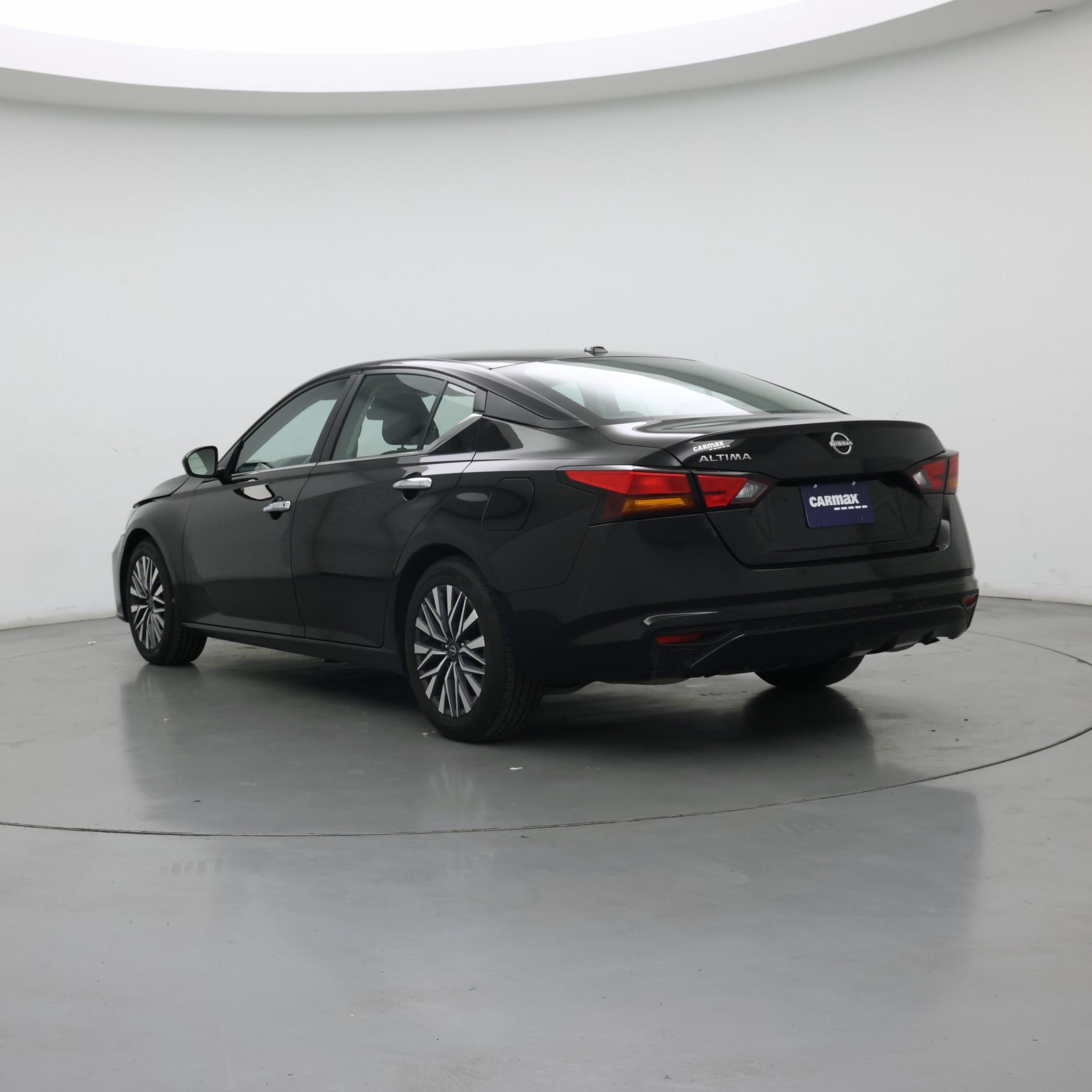 Thumbnail: 2025 Nissan Altima - 2