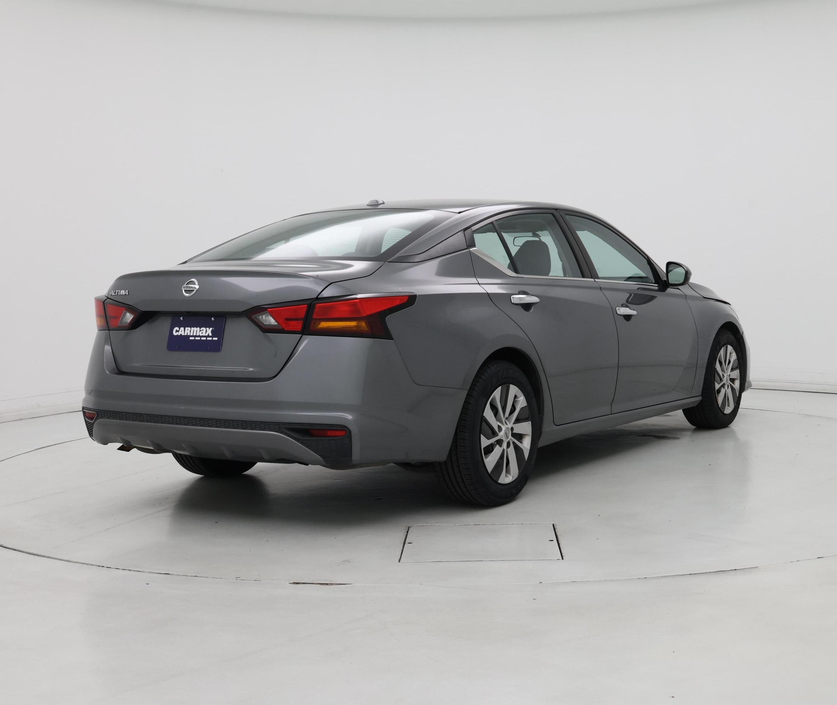 Thumbnail: 2020 Nissan Altima - 8