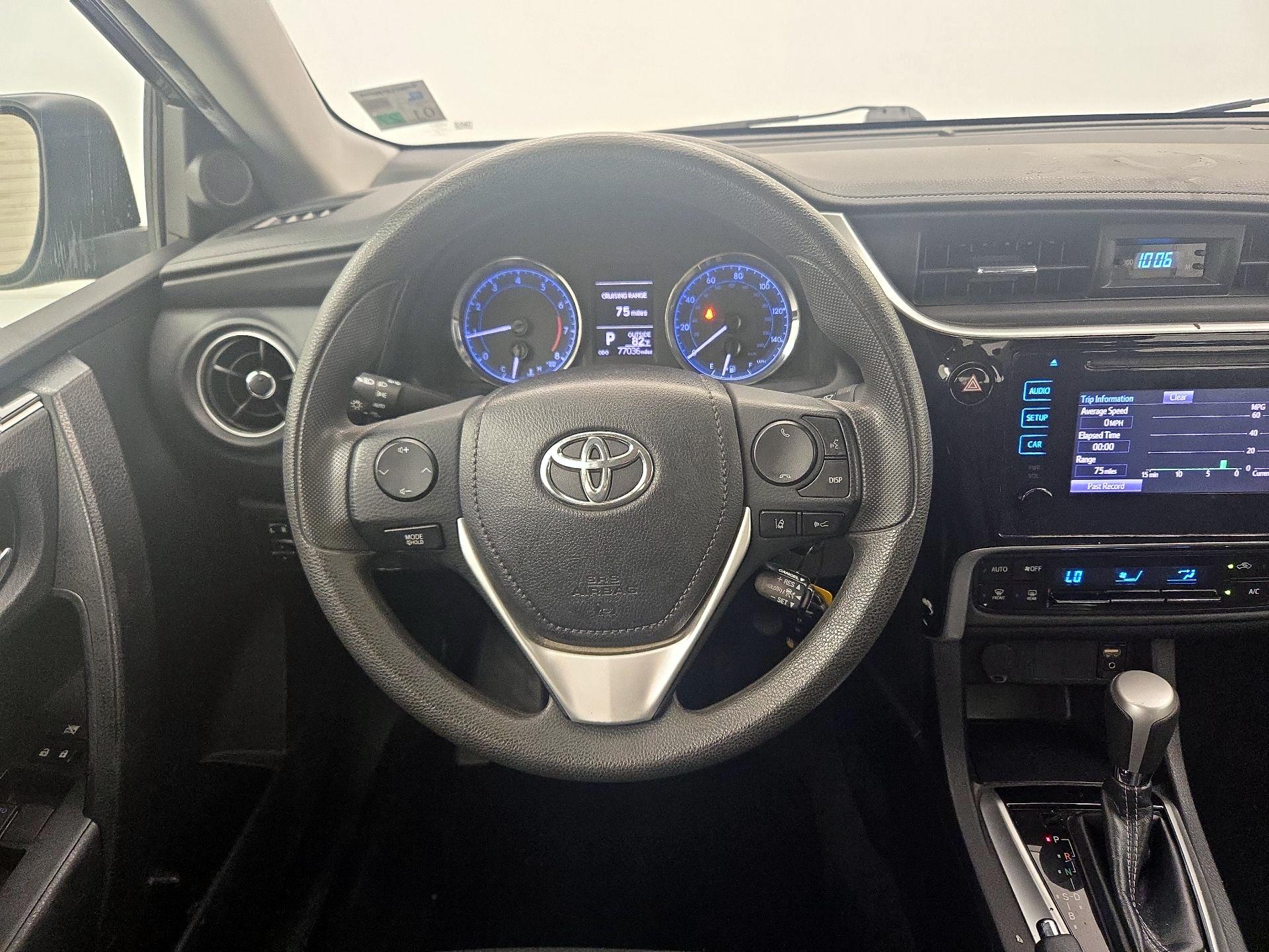 Thumbnail: 2019 Toyota Corolla - 10