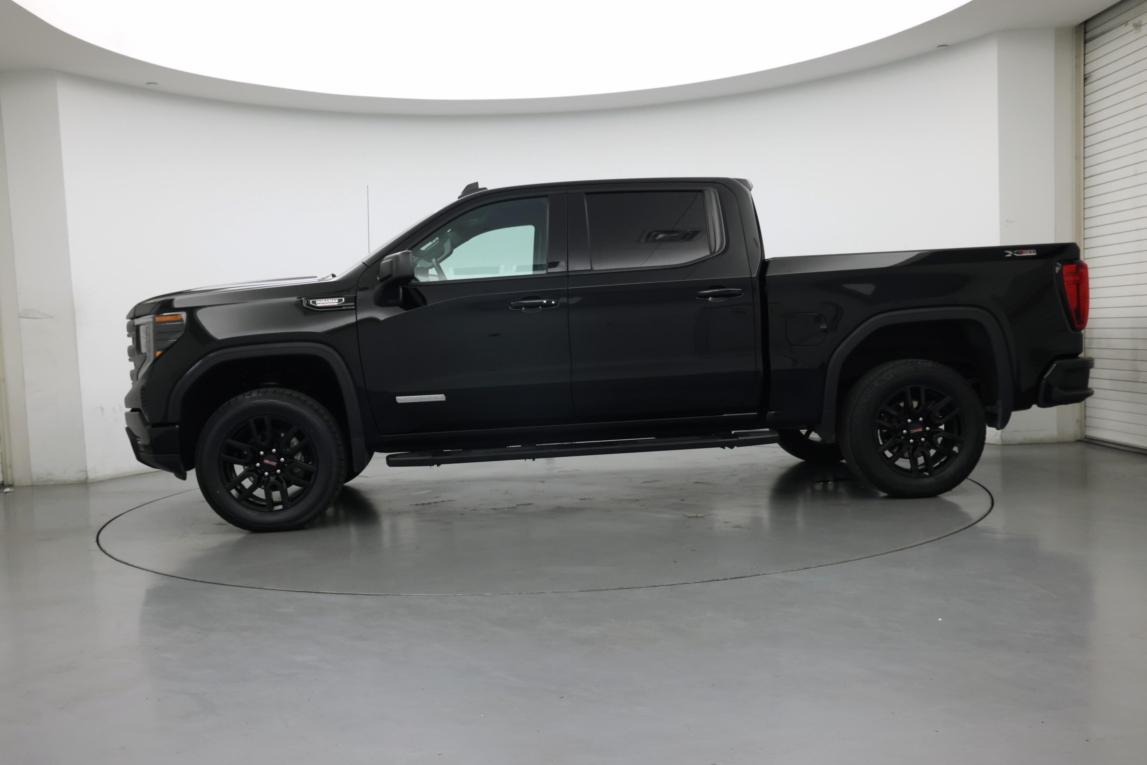 Thumbnail: 2023 GMC Sierra 1500 - 3