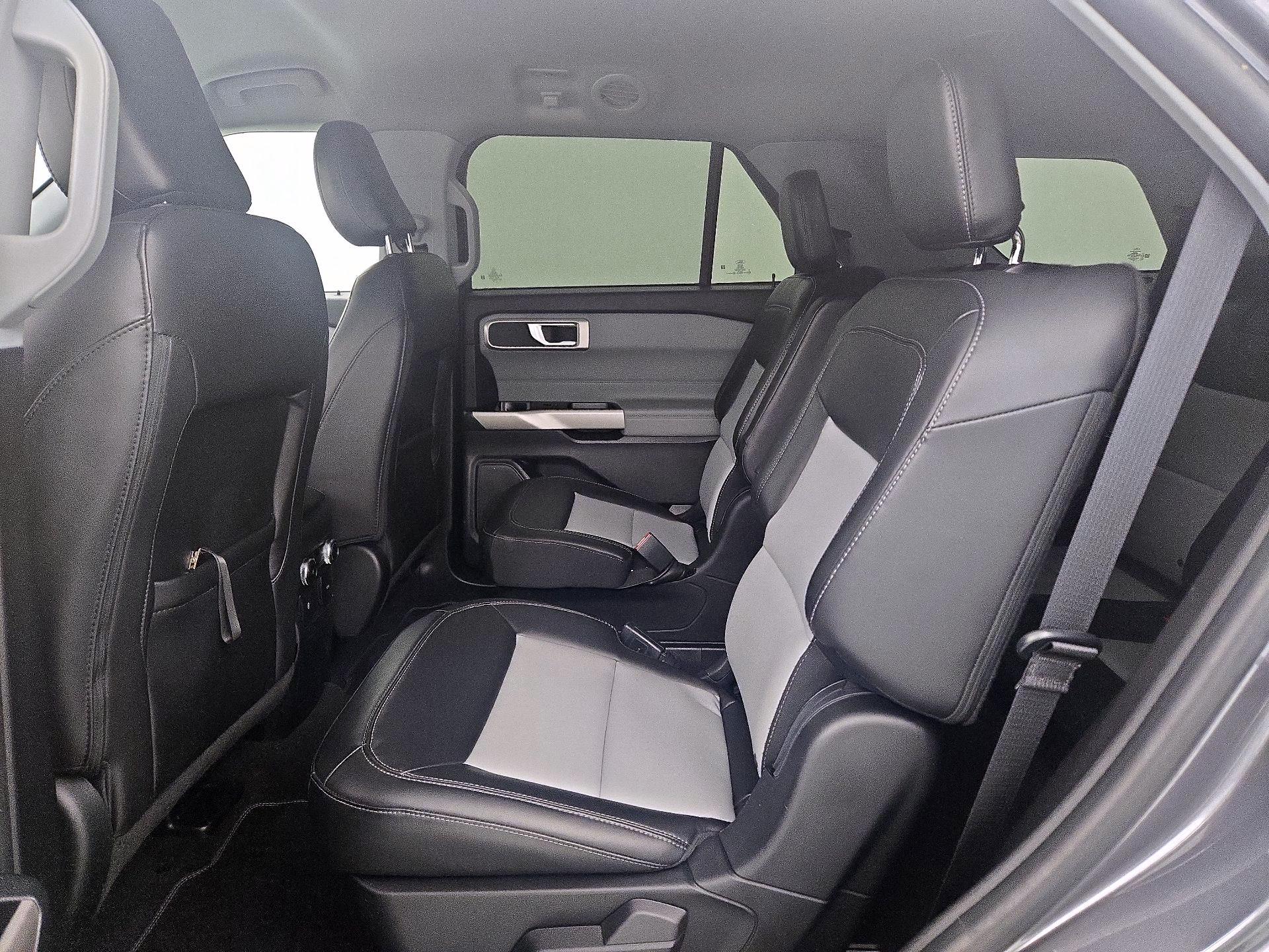 Thumbnail: 2022 Ford Explorer - 20