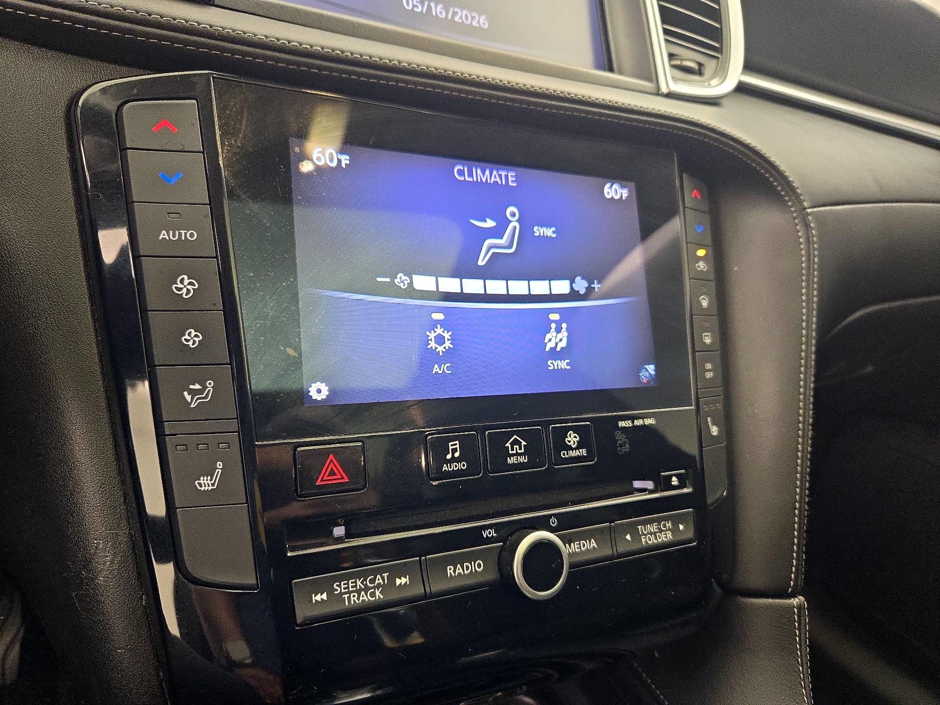 Thumbnail: 2019 INFINITI QX50 - 16