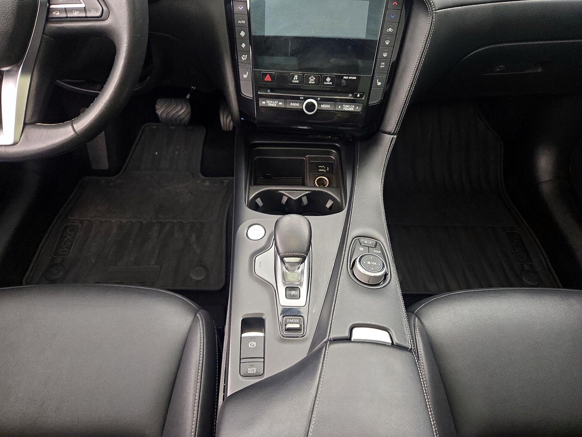 Thumbnail: 2019 INFINITI QX50 - 17