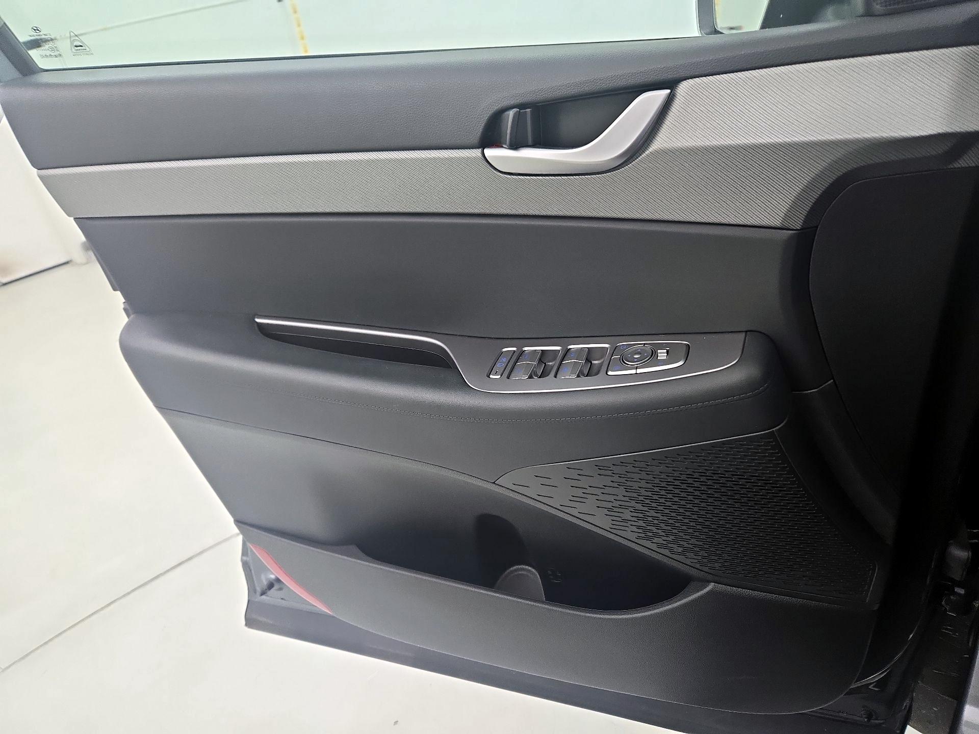 Thumbnail: 2025 Hyundai Palisade - 12