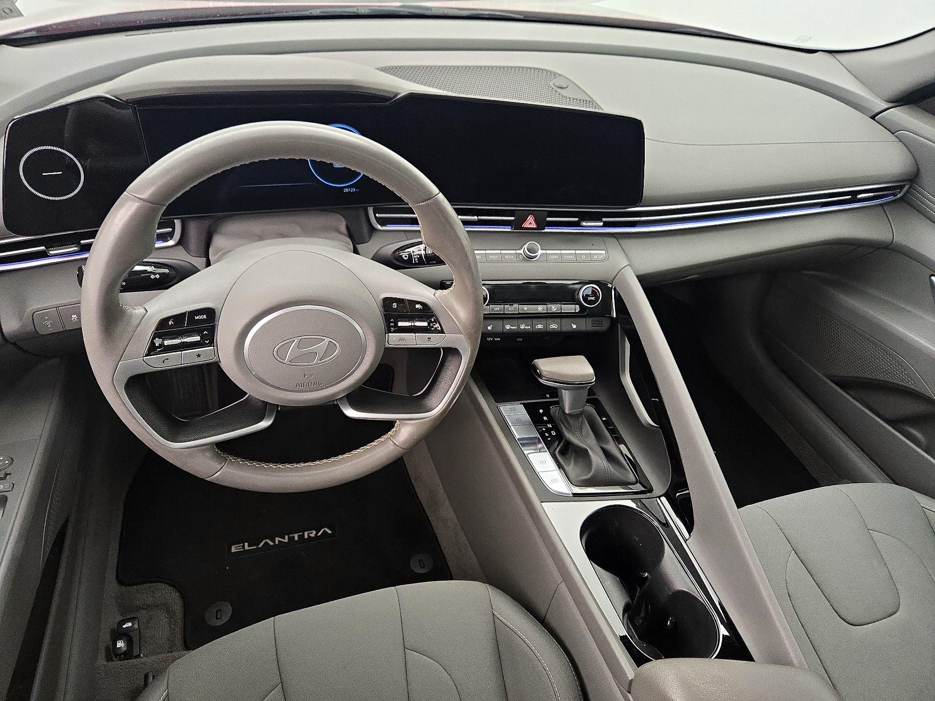 Thumbnail: 2024 Hyundai Elantra - 9