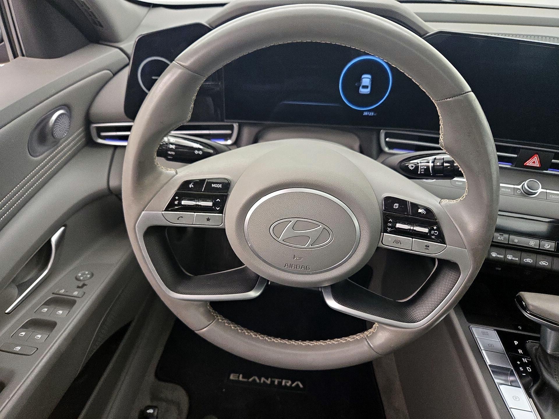 Thumbnail: 2024 Hyundai Elantra - 10