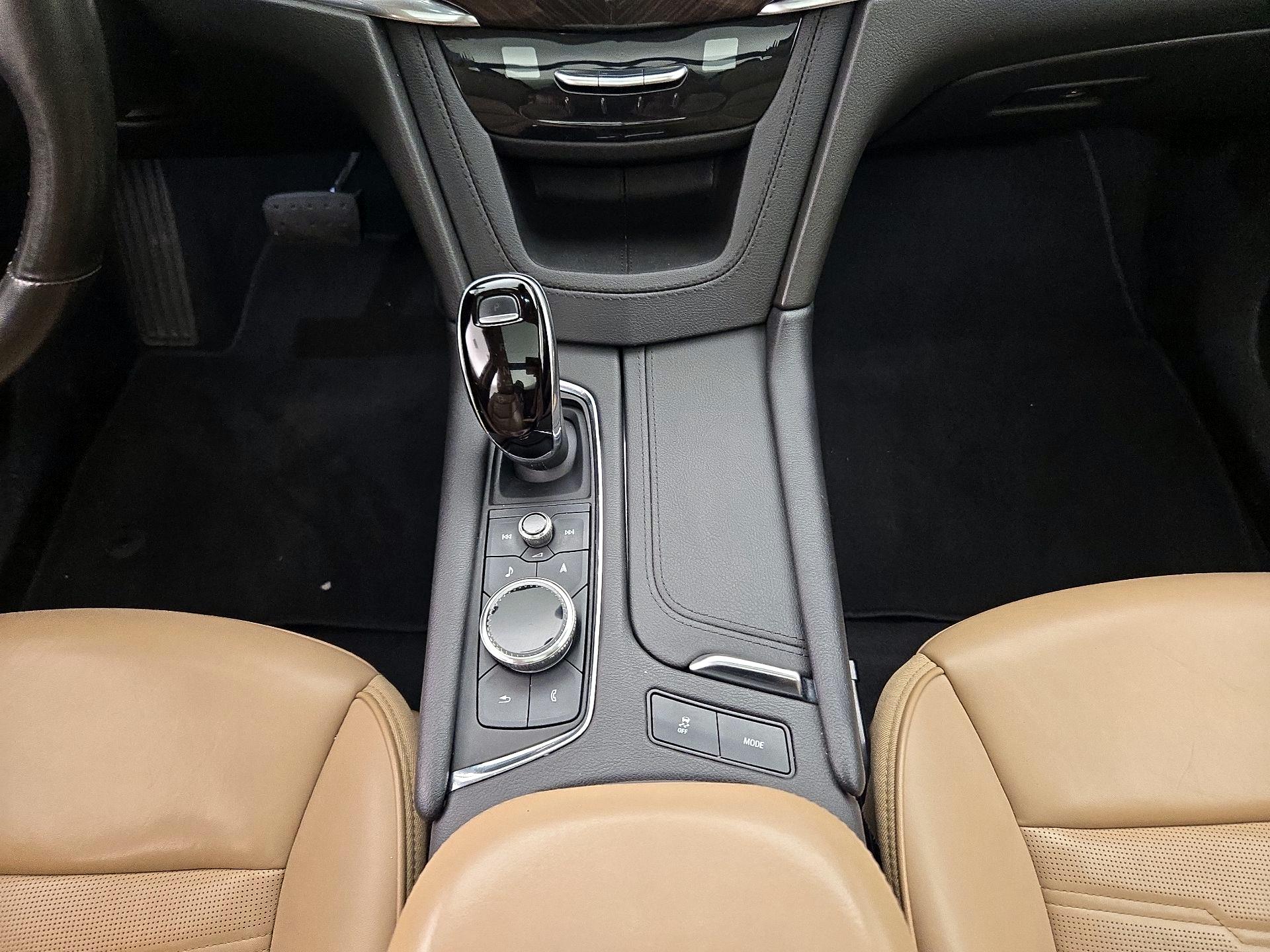 Thumbnail: 2023 Cadillac XT6 - 18