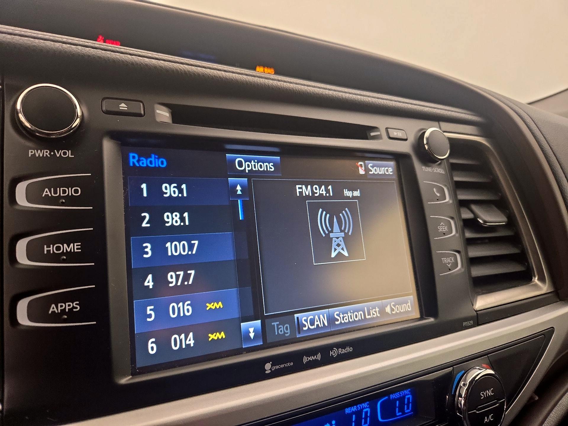 Thumbnail: 2018 Toyota Highlander - 15