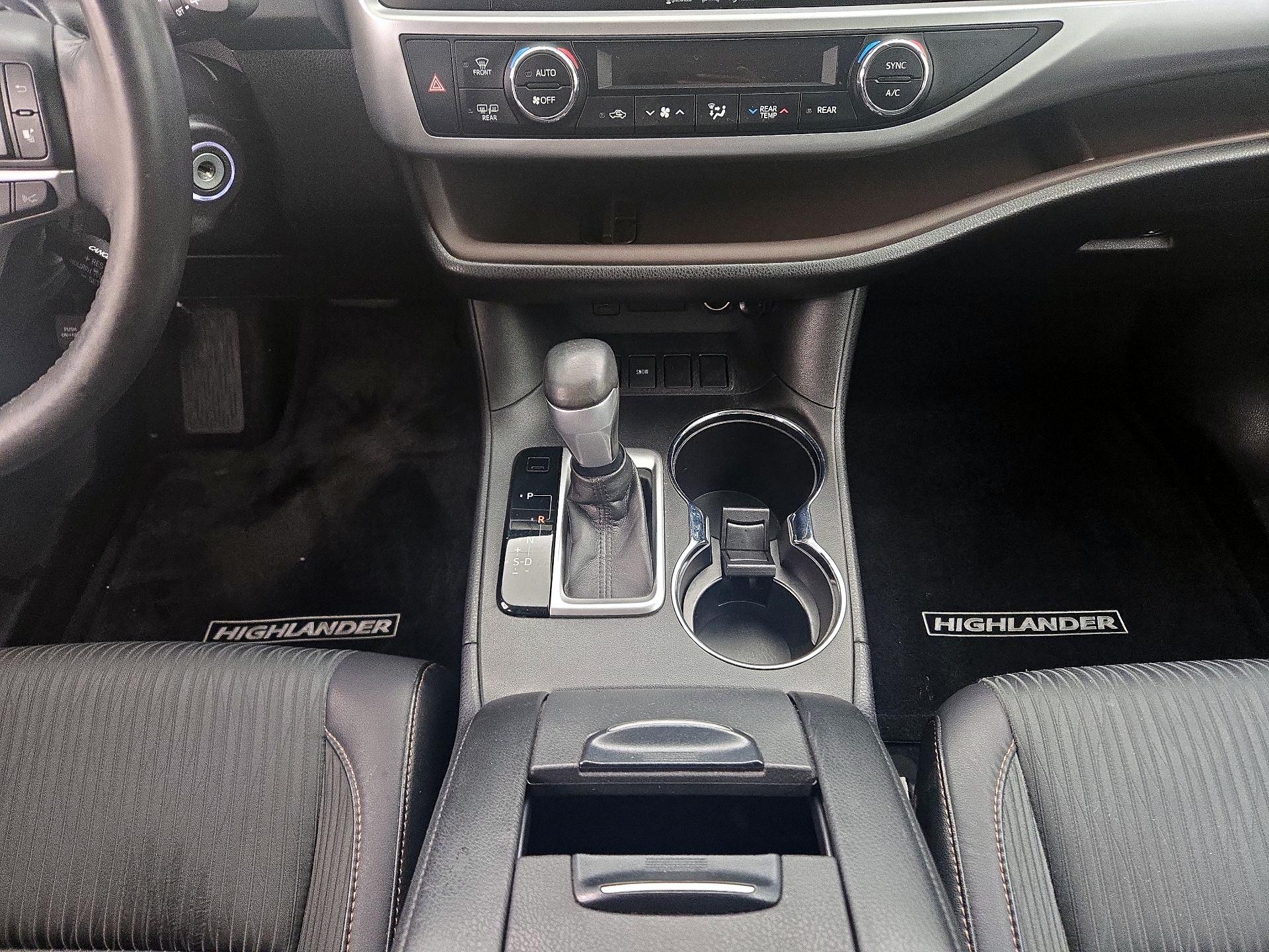 Thumbnail: 2018 Toyota Highlander - 17