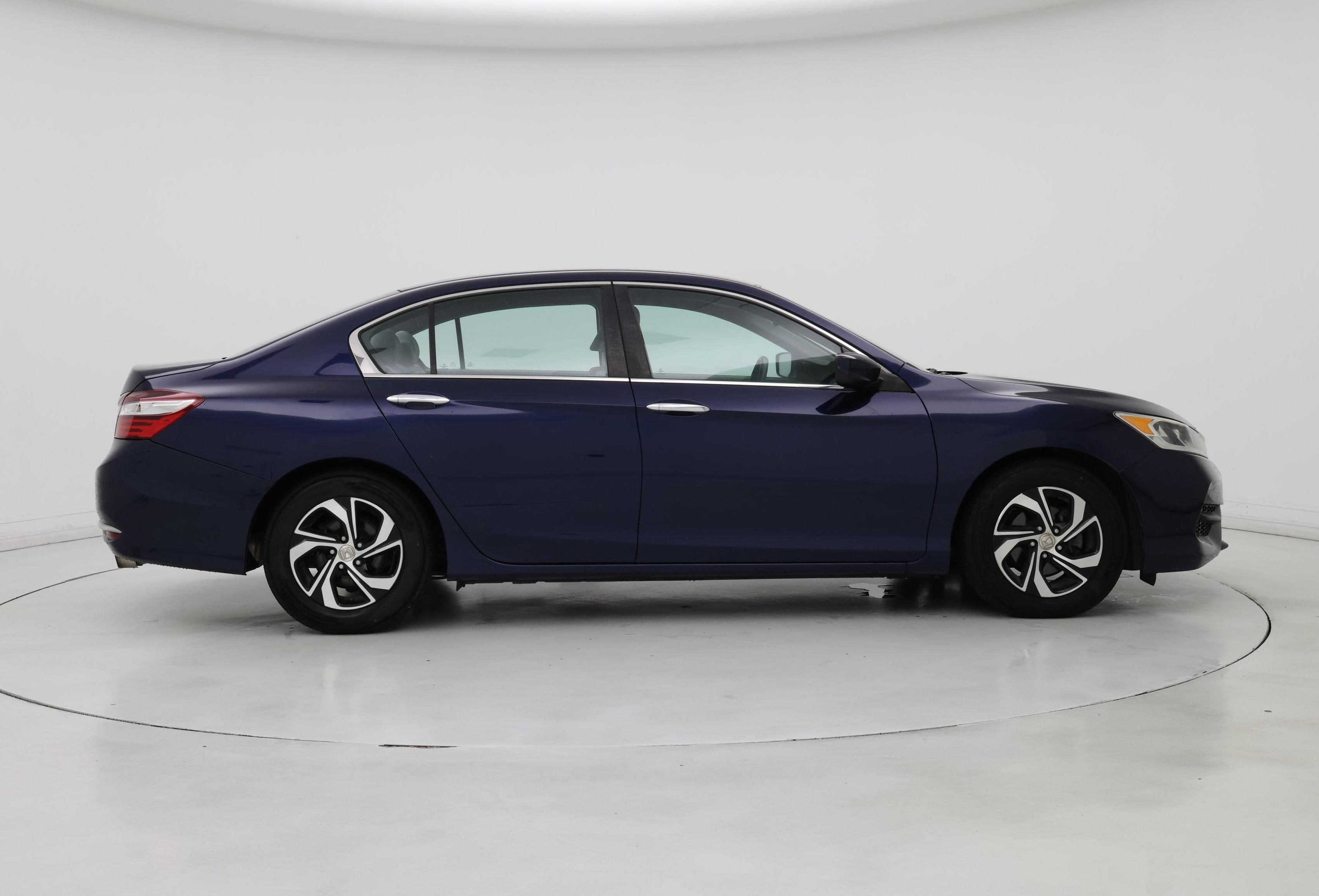 Thumbnail: 2016 Honda Accord - 7