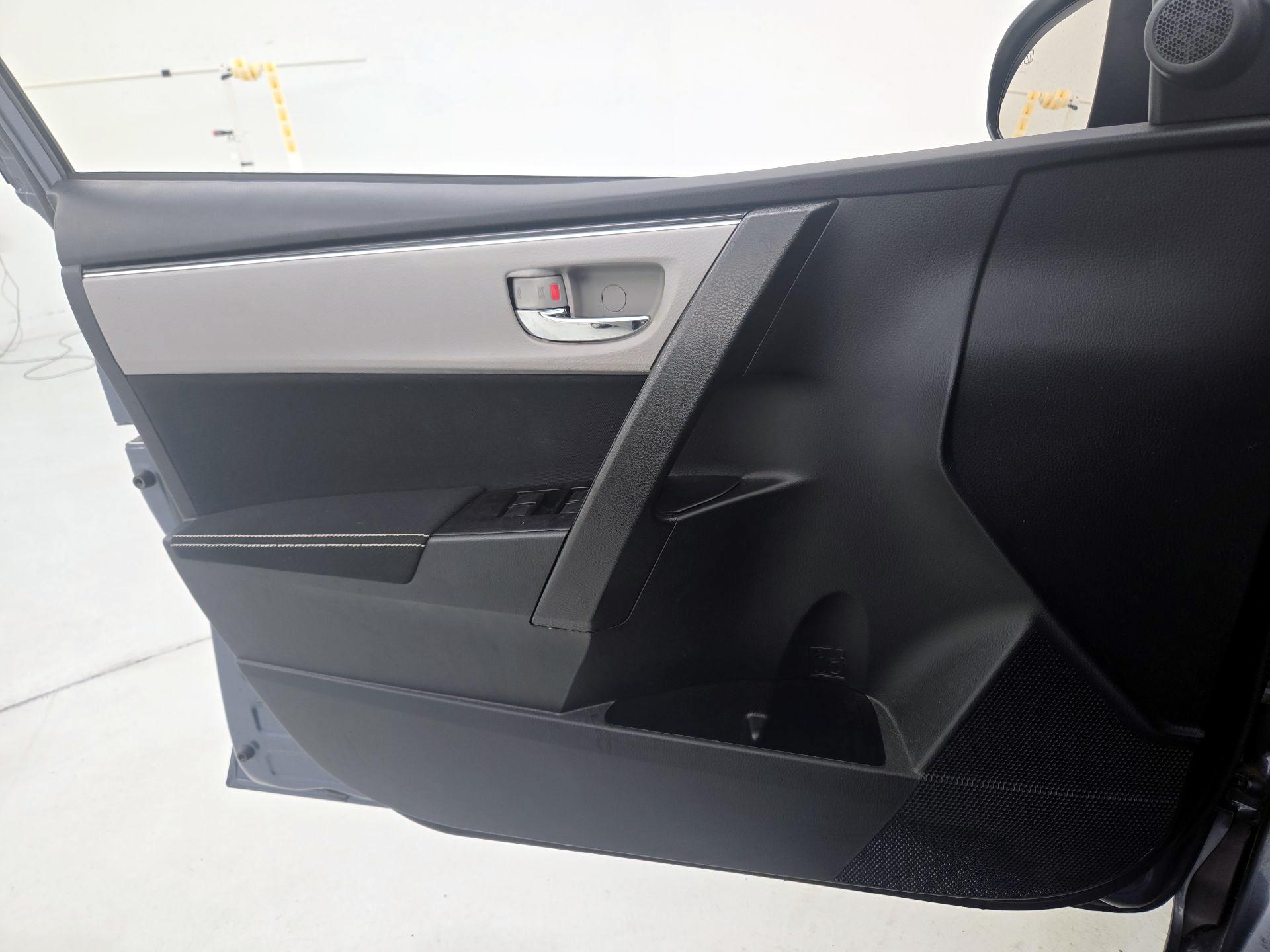 Thumbnail: 2019 Toyota Corolla - 12