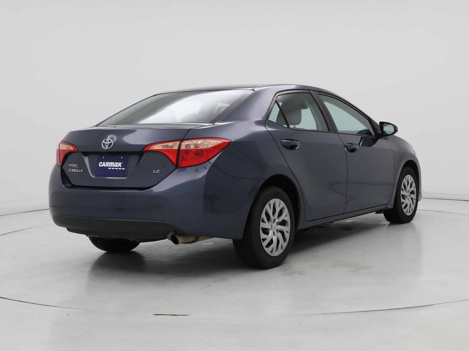 2019 Toyota Corolla LE - Photo 9