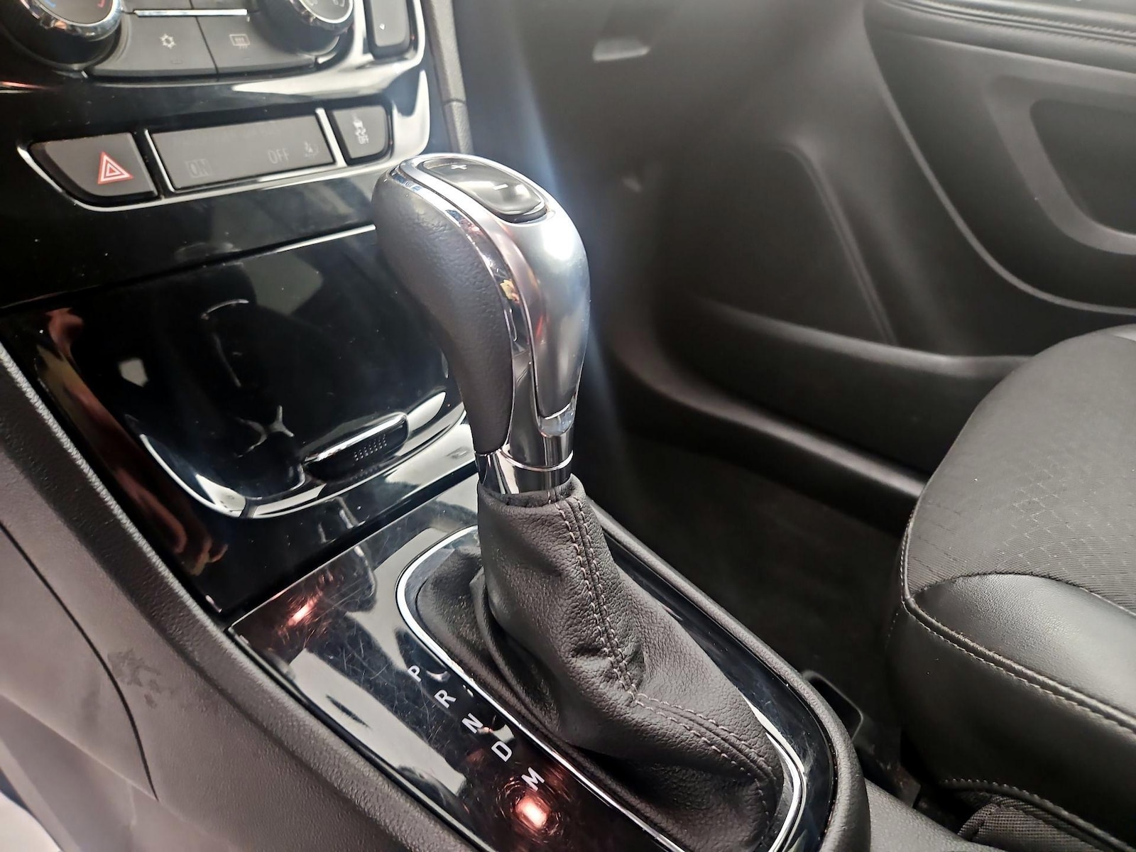 2021 Buick Encore Preferred - Photo 18