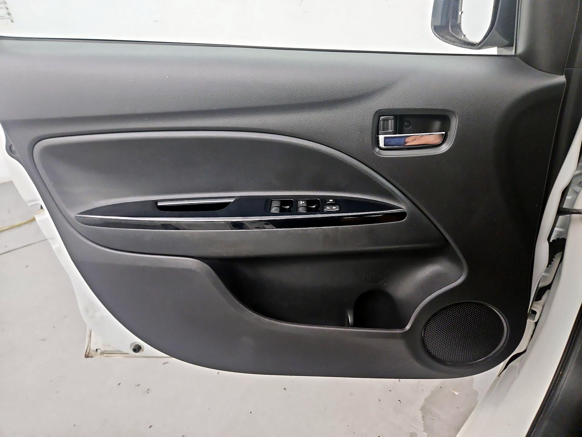 Thumbnail: 2019 Mitsubishi Mirage G4 - 10