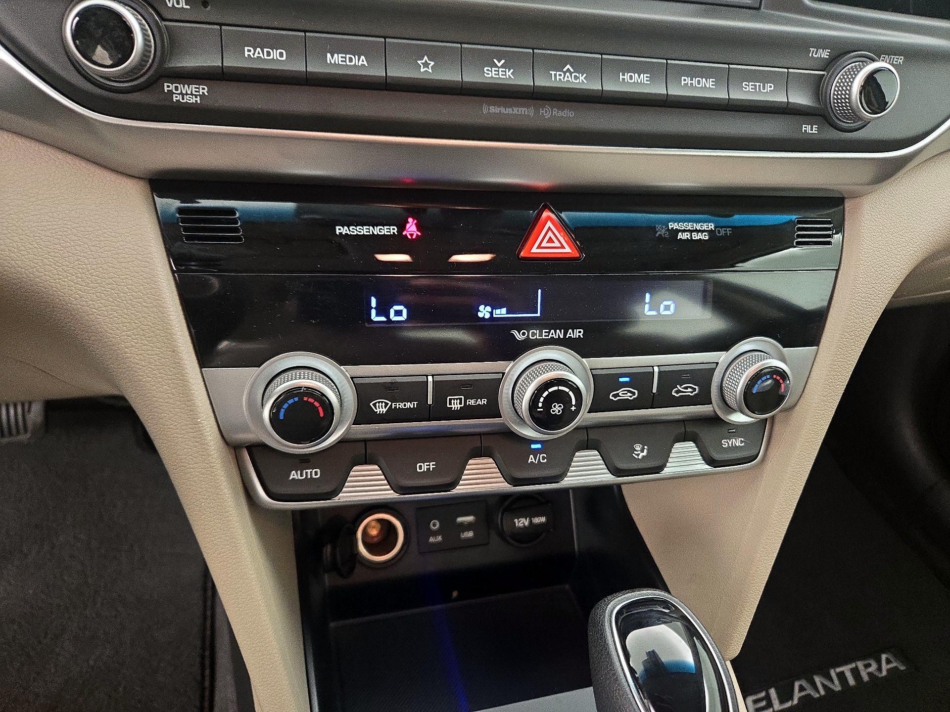 Thumbnail: 2020 Hyundai Elantra - 16