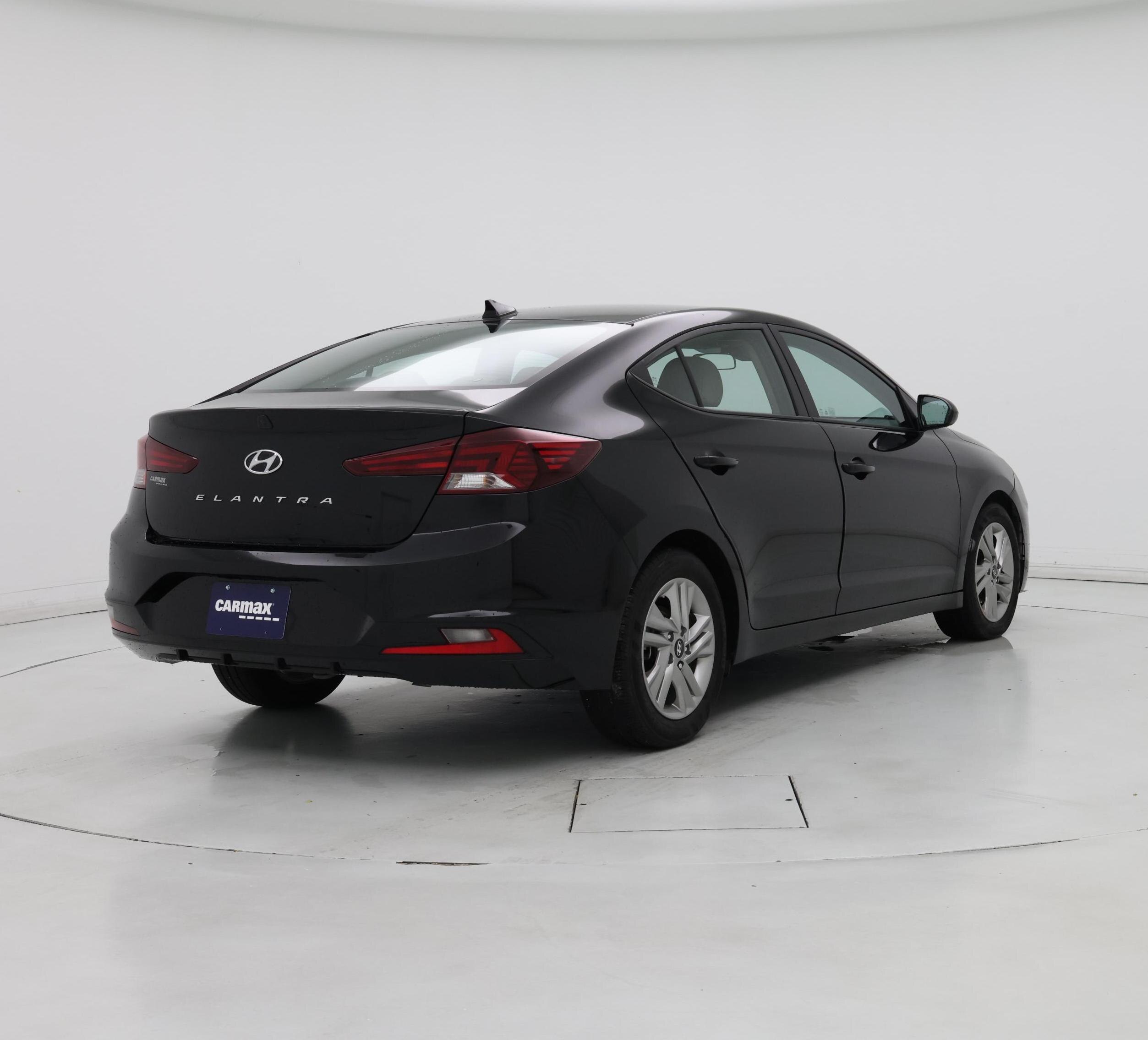 Thumbnail: 2020 Hyundai Elantra - 8
