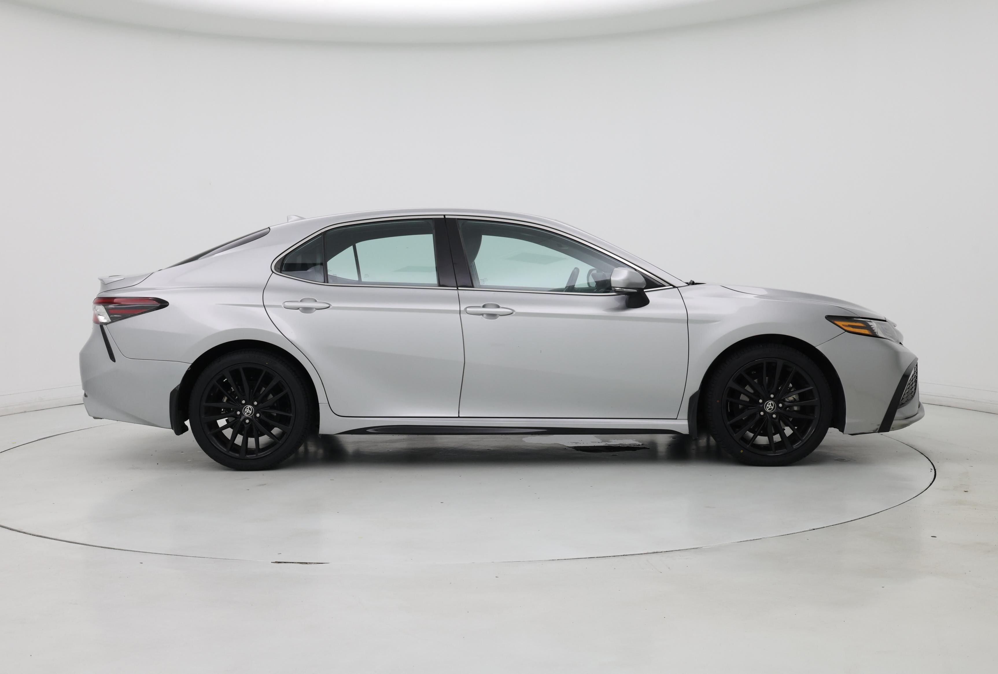 Thumbnail: 2023 Toyota Camry - 7