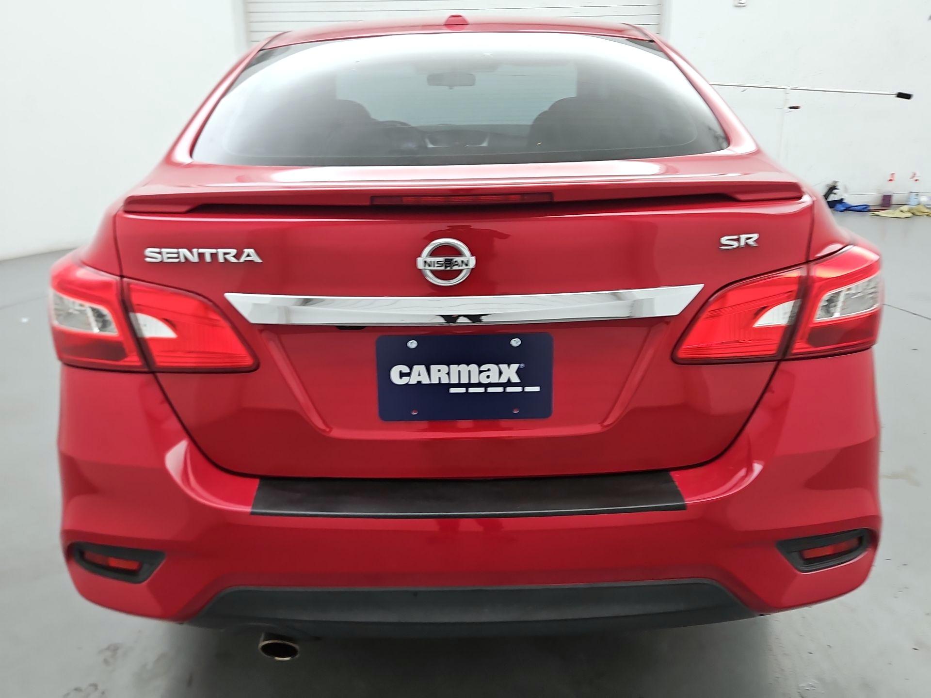 Thumbnail: 2017 Nissan Sentra - 6