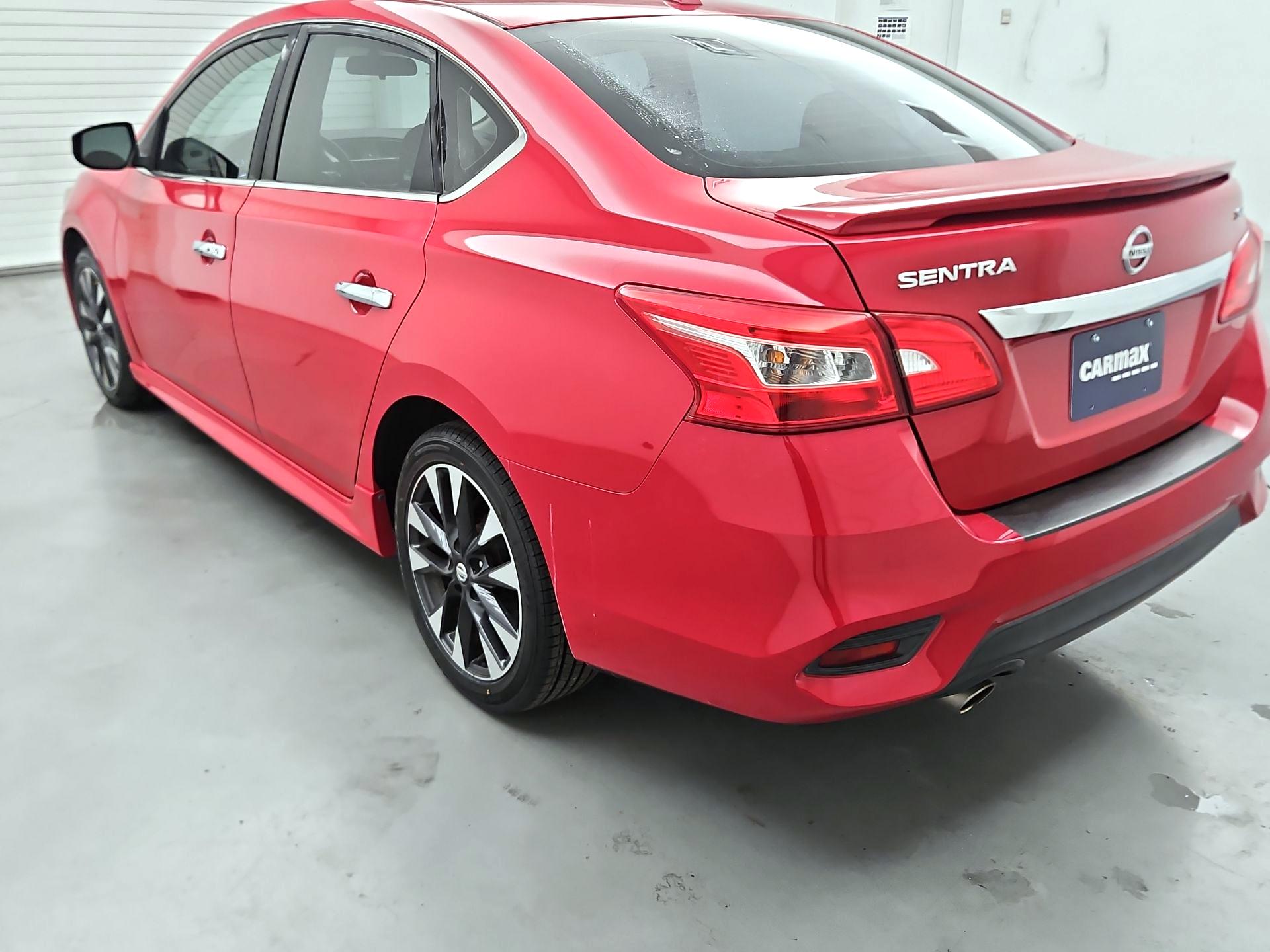 Thumbnail: 2017 Nissan Sentra - 7