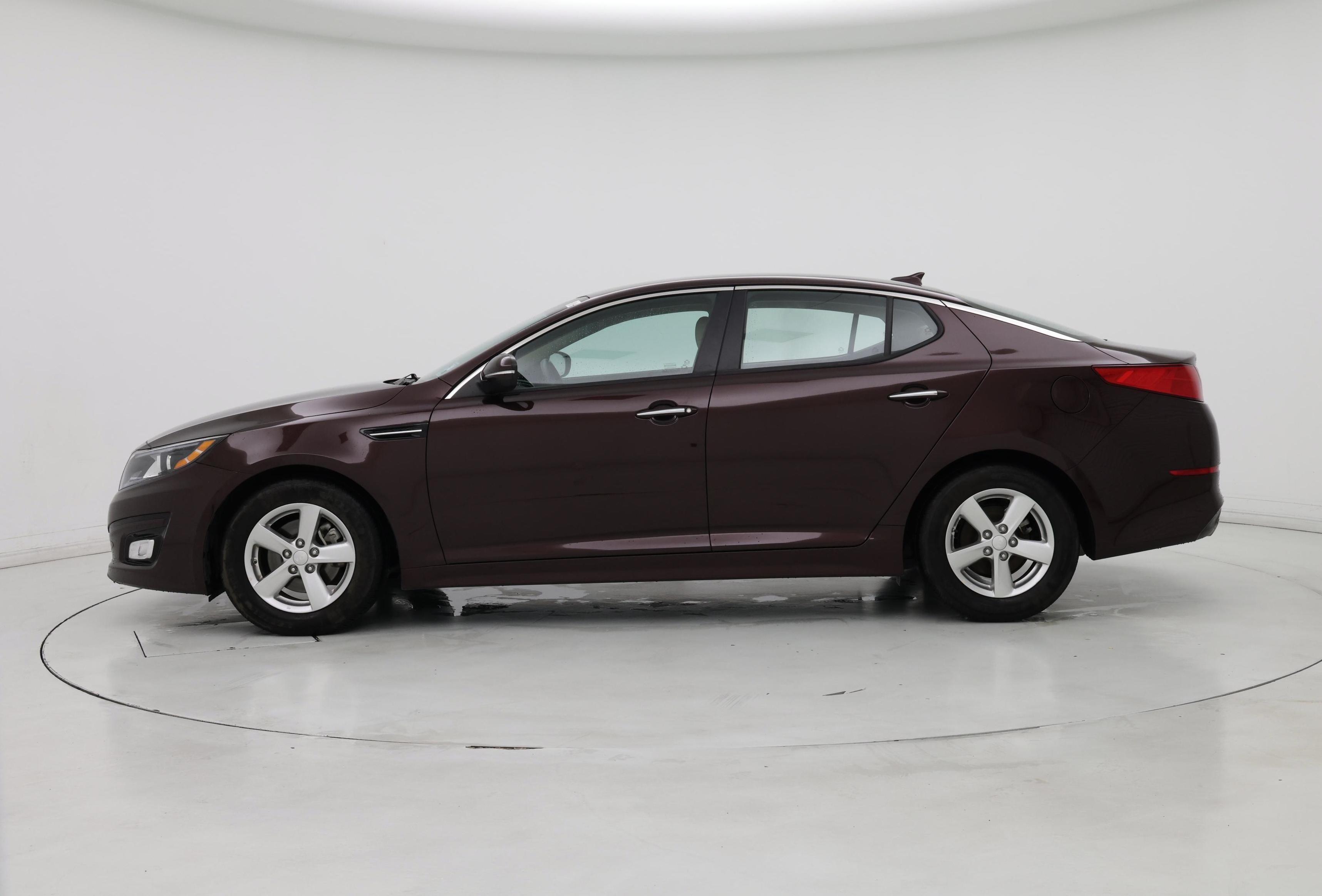Thumbnail: 2015 Kia Optima - 3