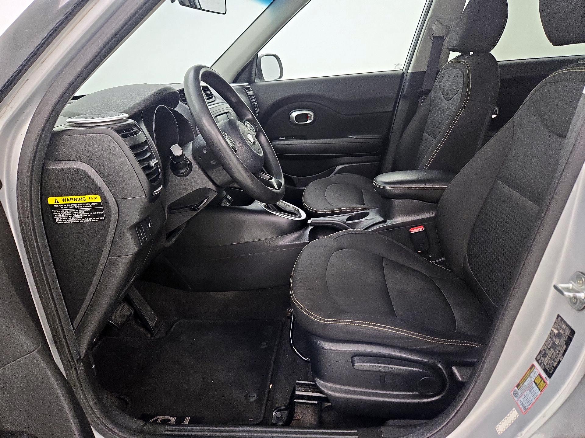 Thumbnail: 2016 Kia Soul - 11