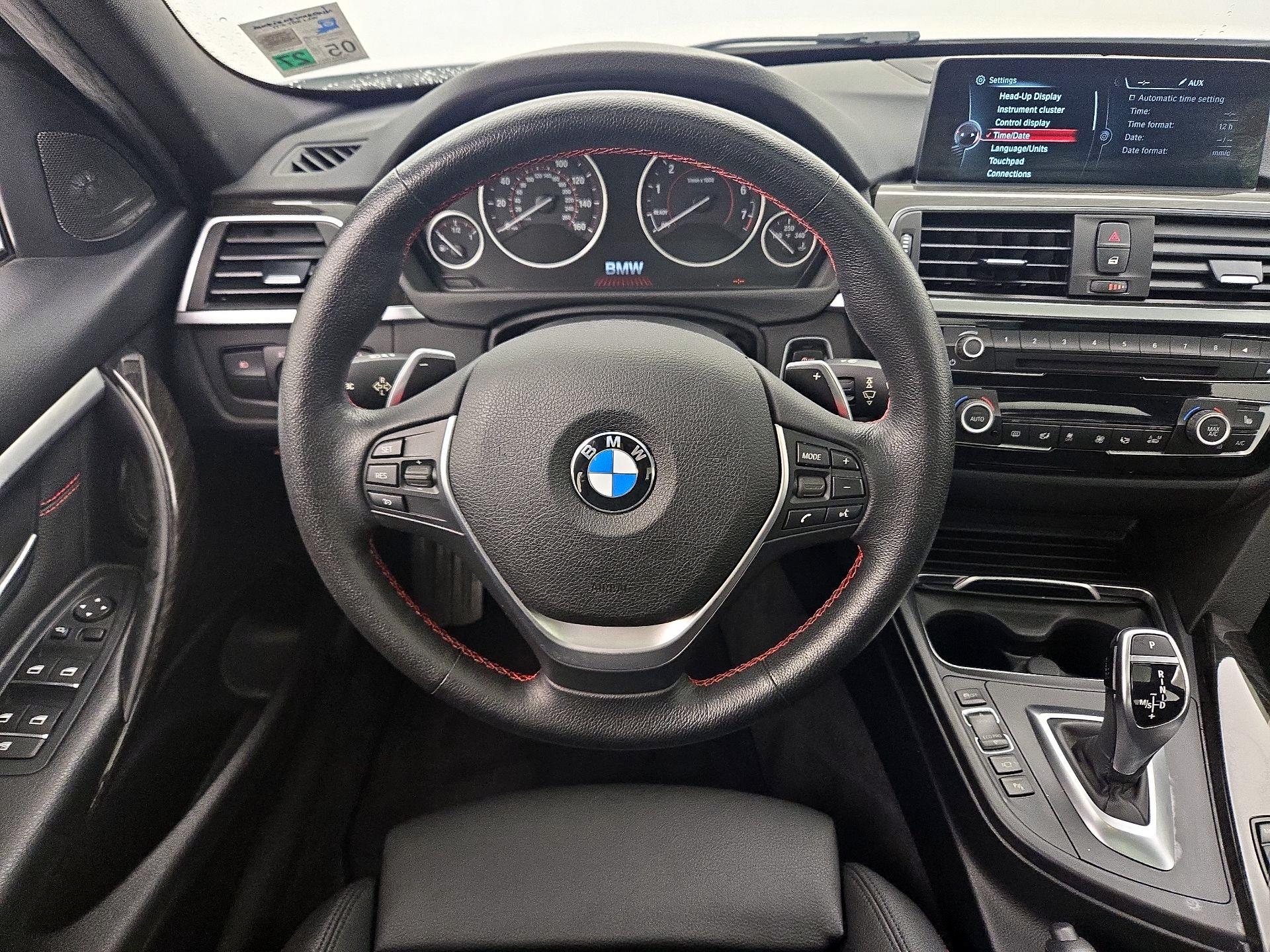Thumbnail: 2016 BMW 3 Series - 10