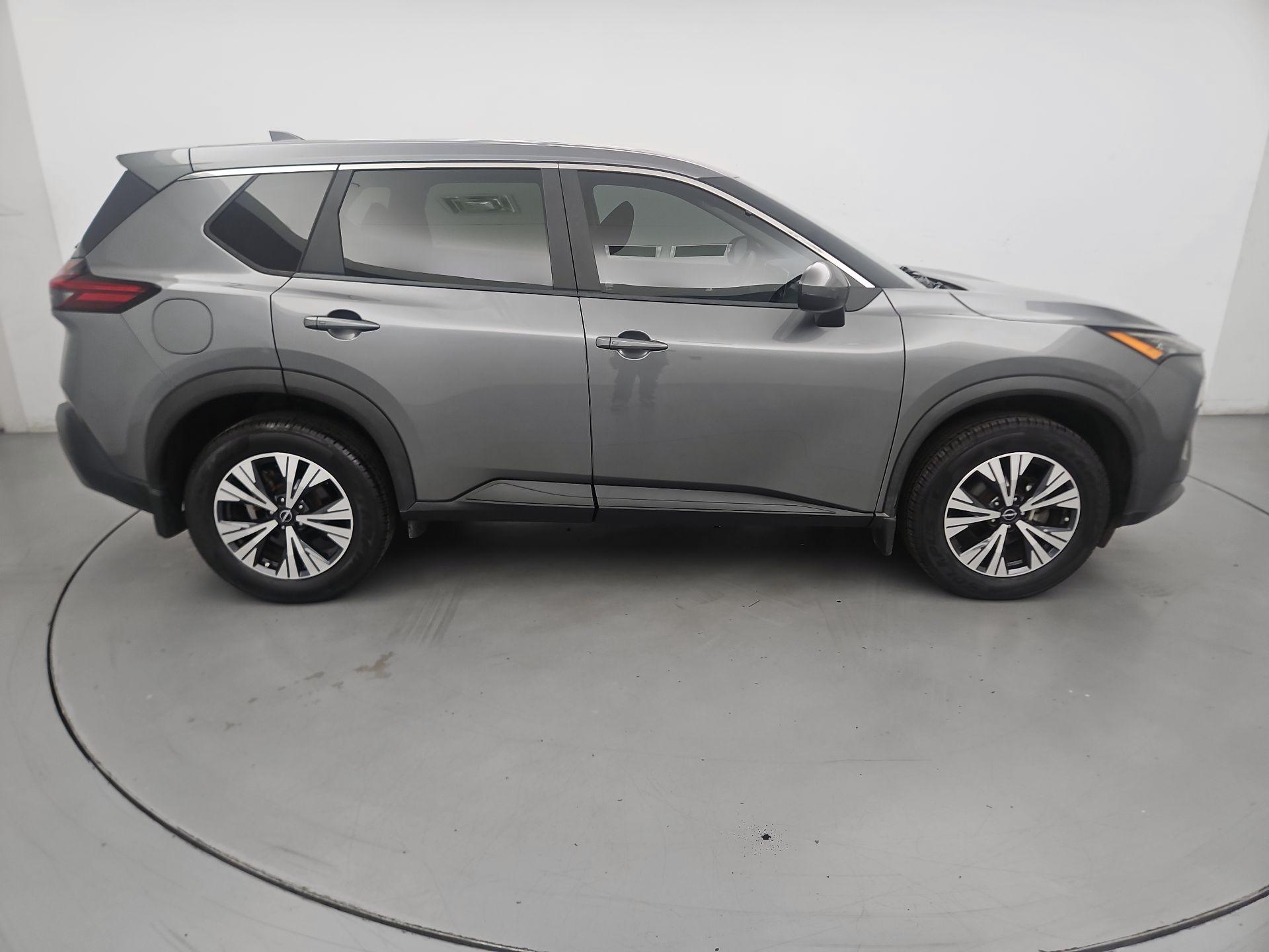 Thumbnail: 2023 Nissan Rogue - 4