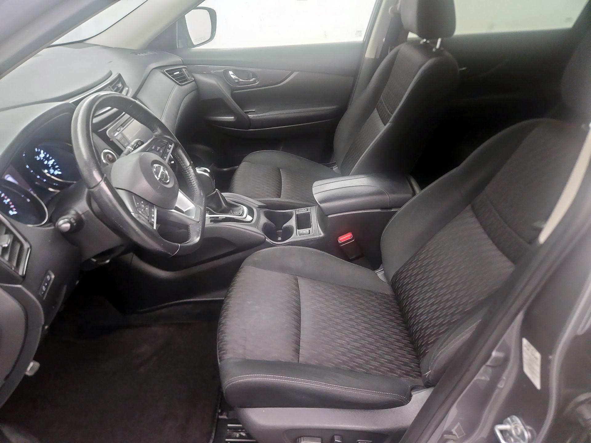 Thumbnail: 2019 Nissan Rogue - 9