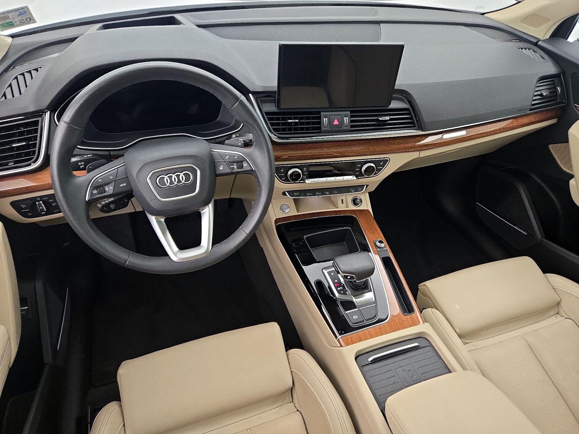 Thumbnail: 2023 Audi Q5 - 9