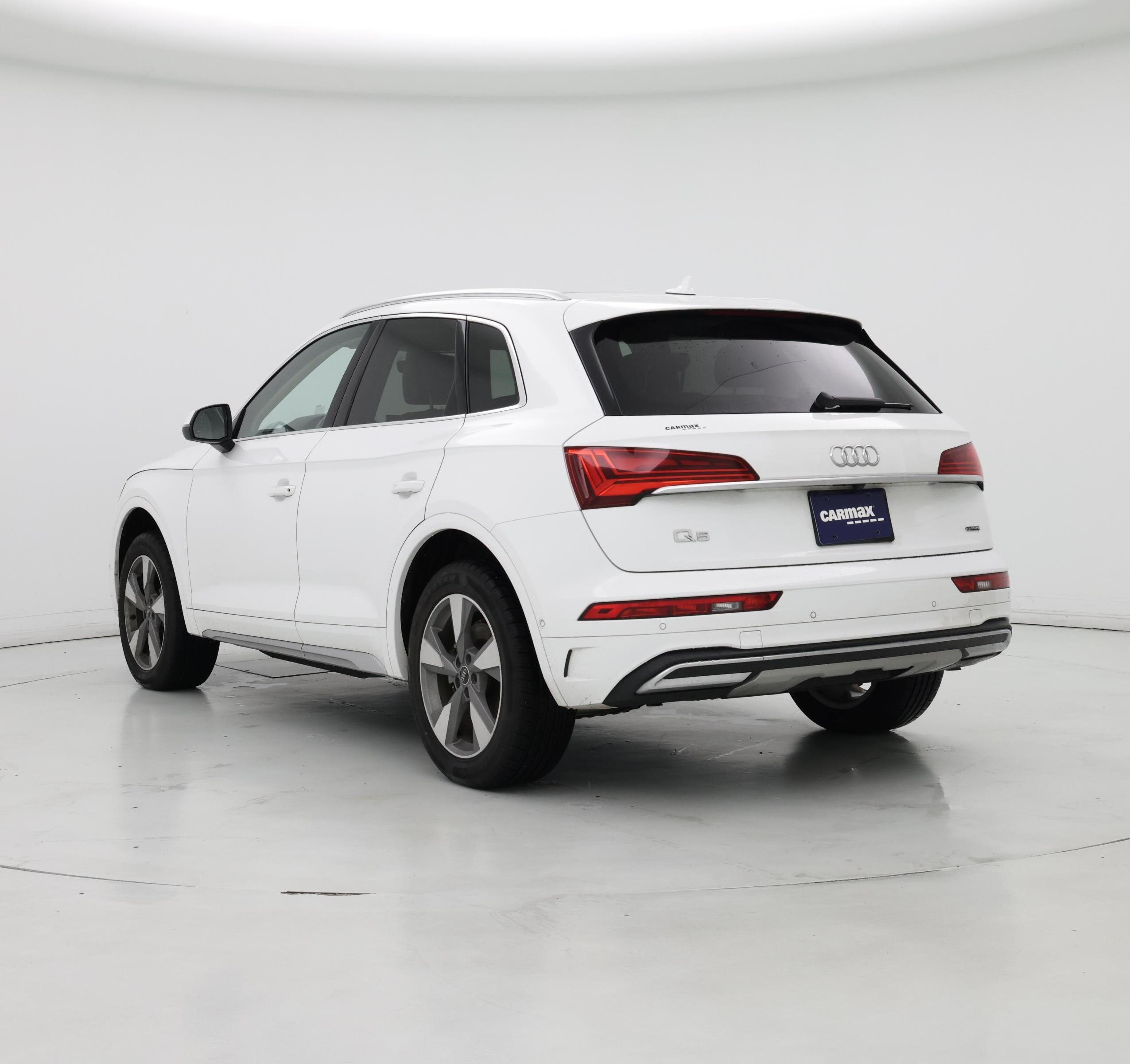 Thumbnail: 2023 Audi Q5 - 2