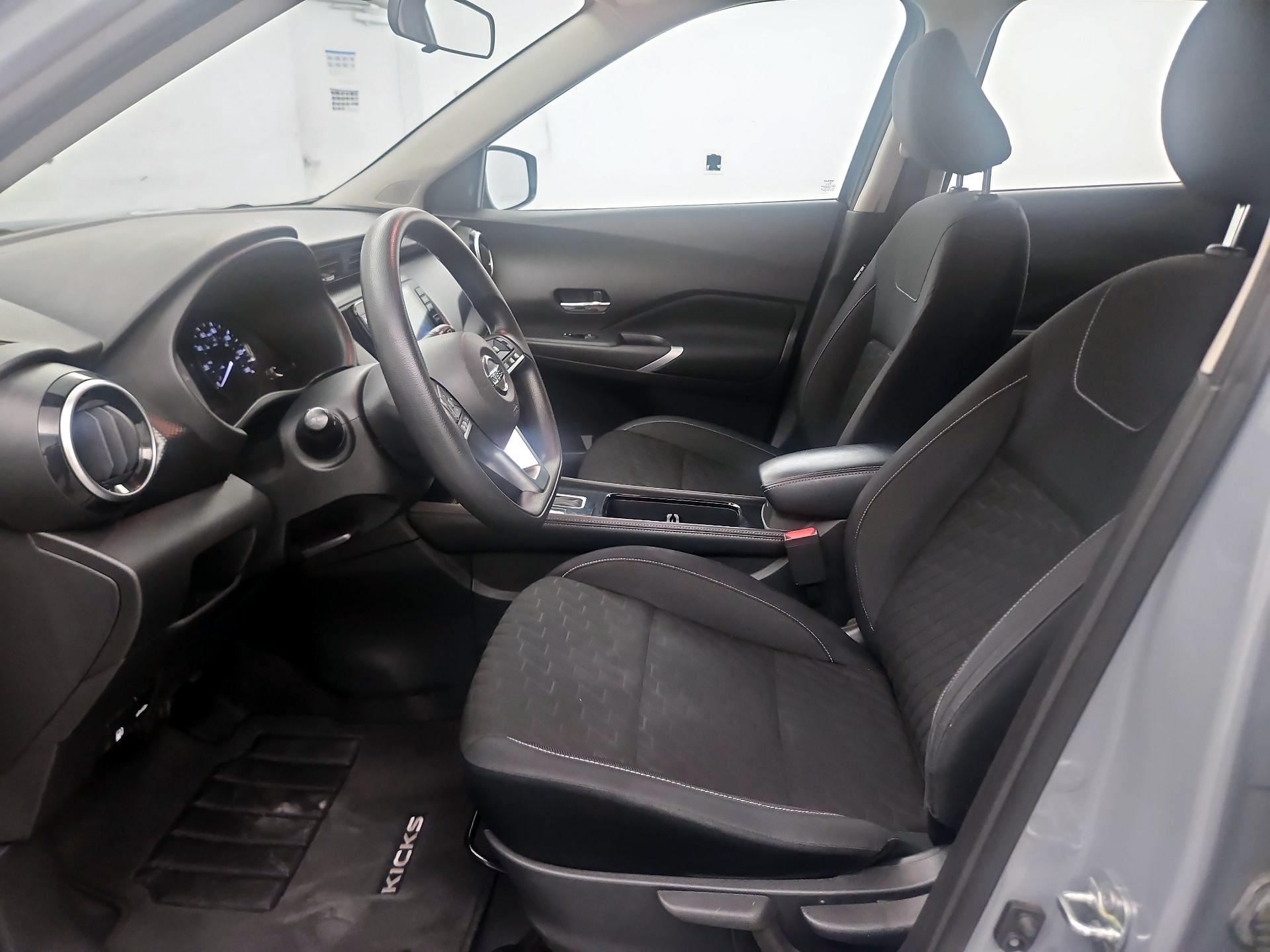 Thumbnail: 2021 Nissan Kicks - 9