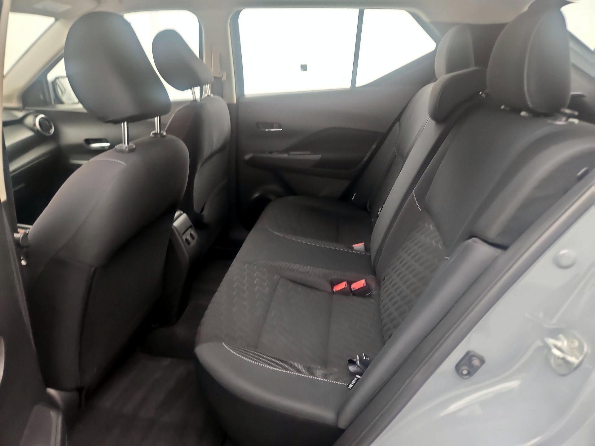 Thumbnail: 2021 Nissan Kicks - 16