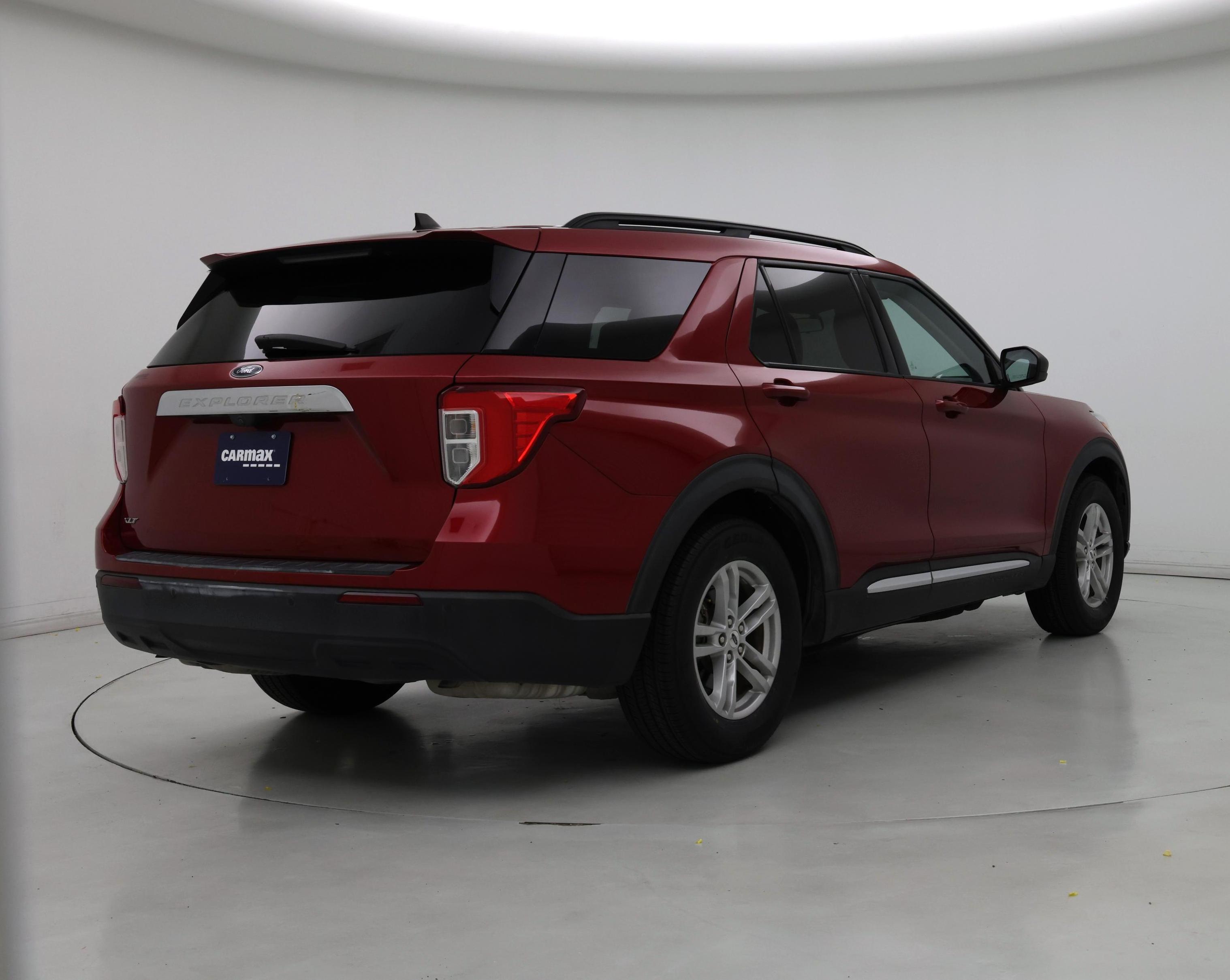 Thumbnail: 2021 Ford Explorer - 8