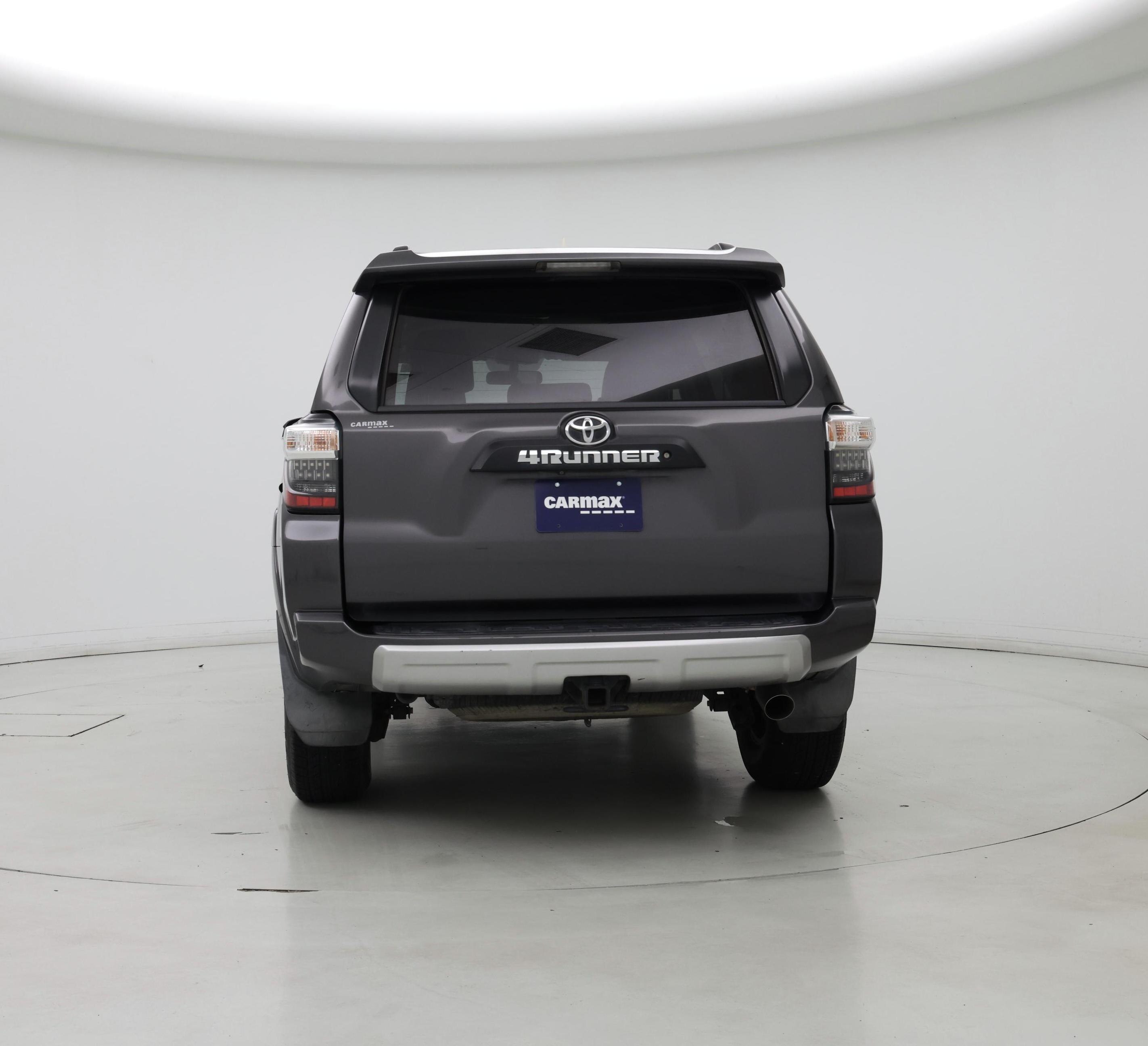 Thumbnail: 2017 Toyota 4Runner - 6