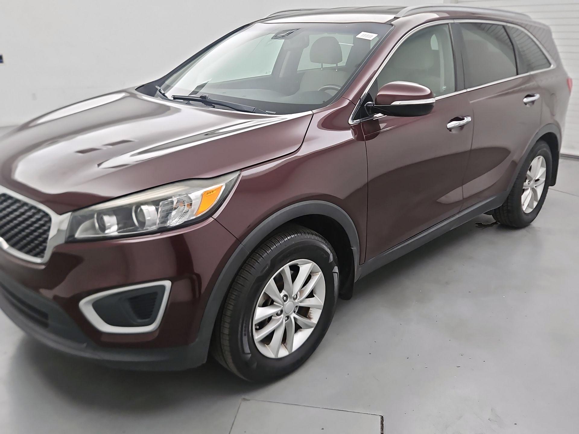 Thumbnail: 2018 Kia Sorento - 3