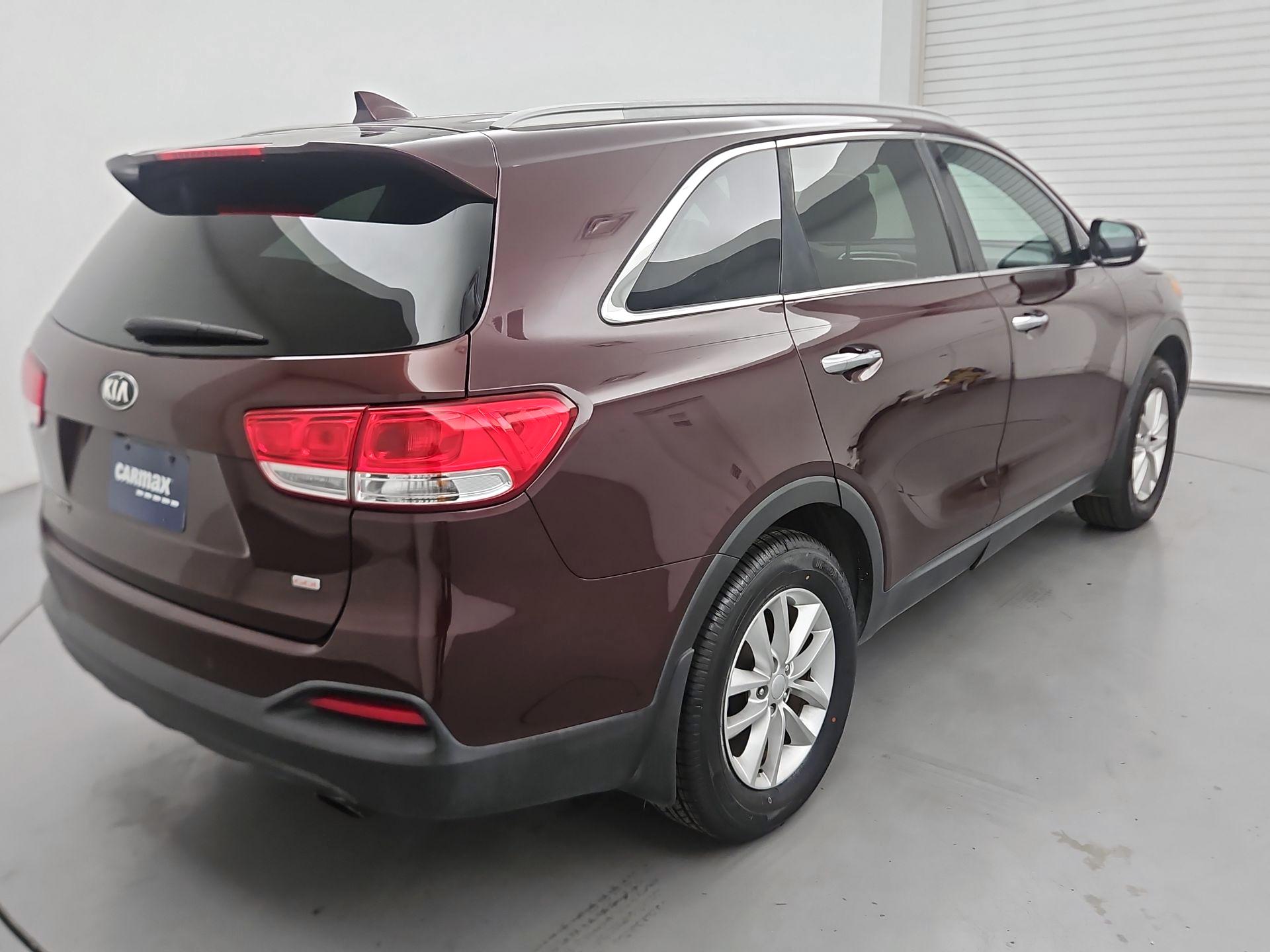 Thumbnail: 2018 Kia Sorento - 5