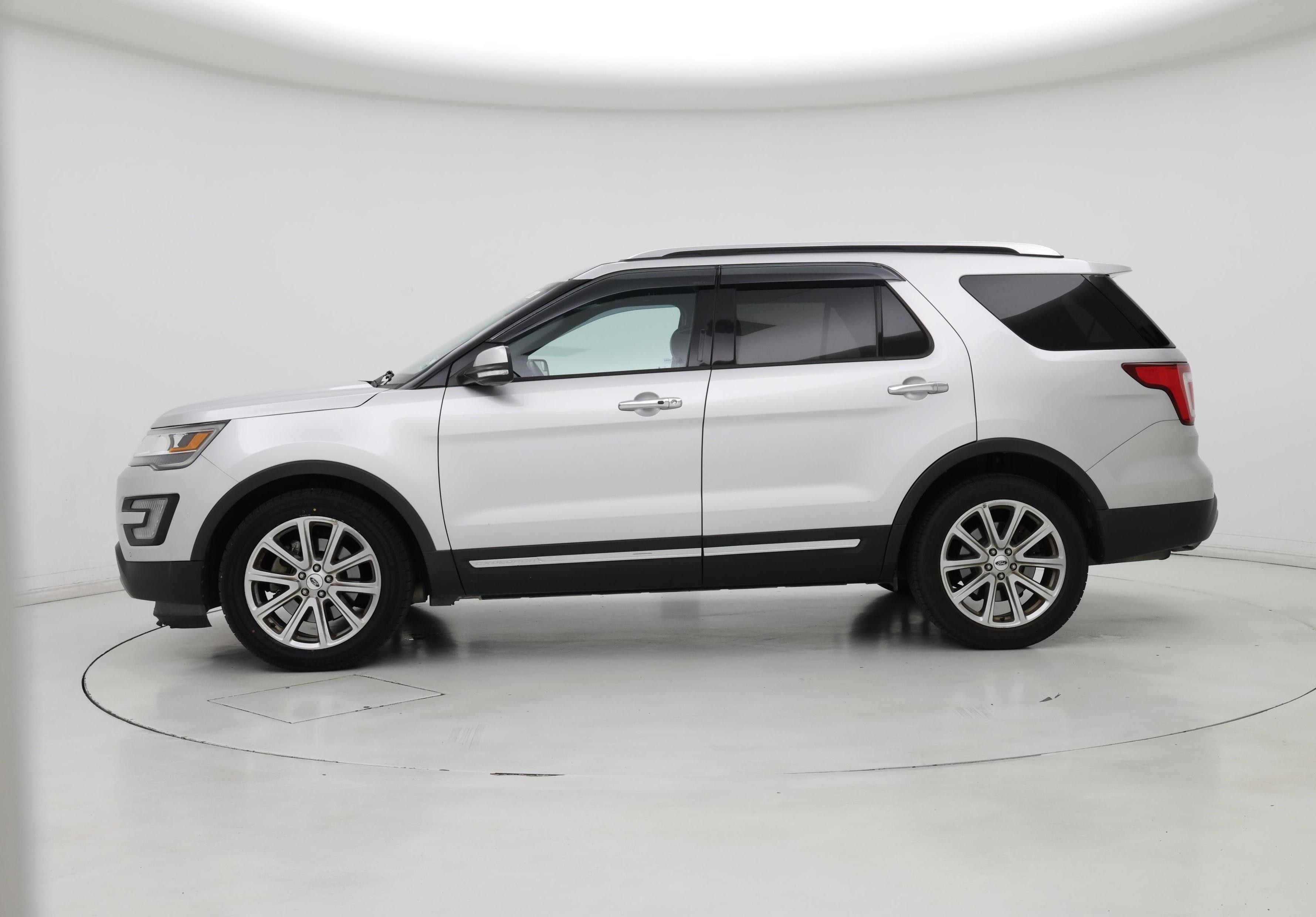 Thumbnail: 2017 Ford Explorer - 3