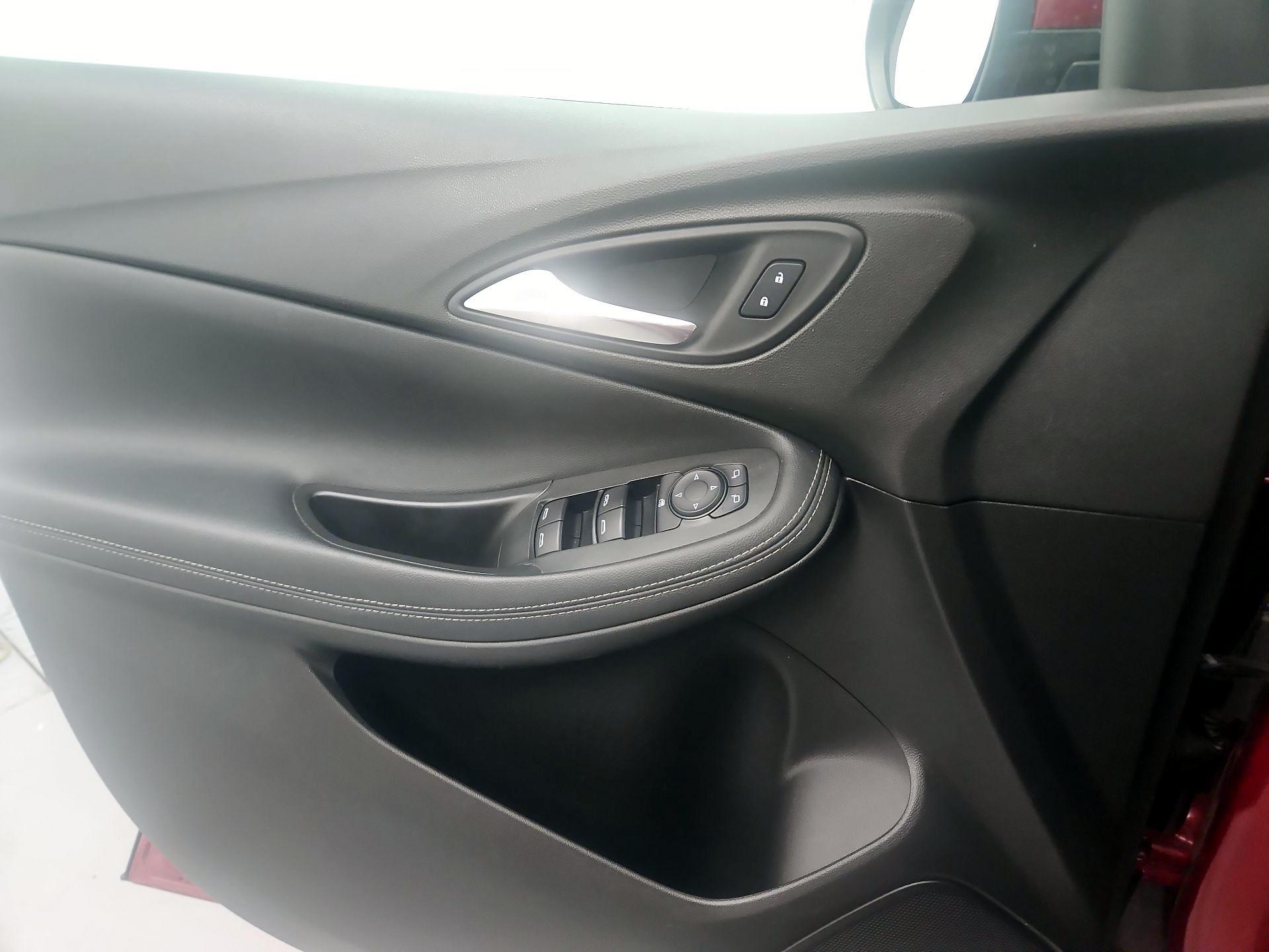 Thumbnail: 2021 Buick Encore GX - 12