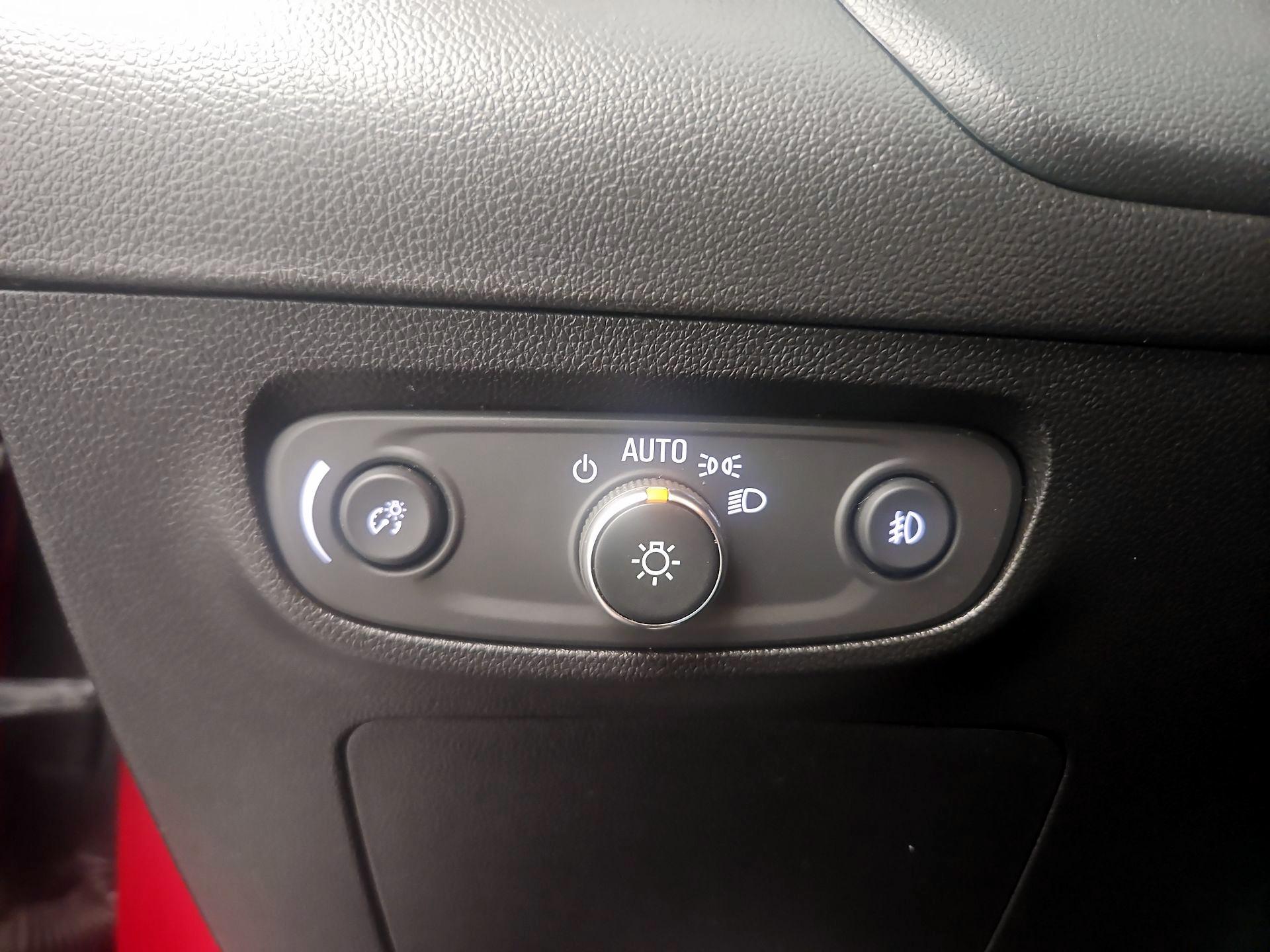 Thumbnail: 2021 Buick Encore GX - 13