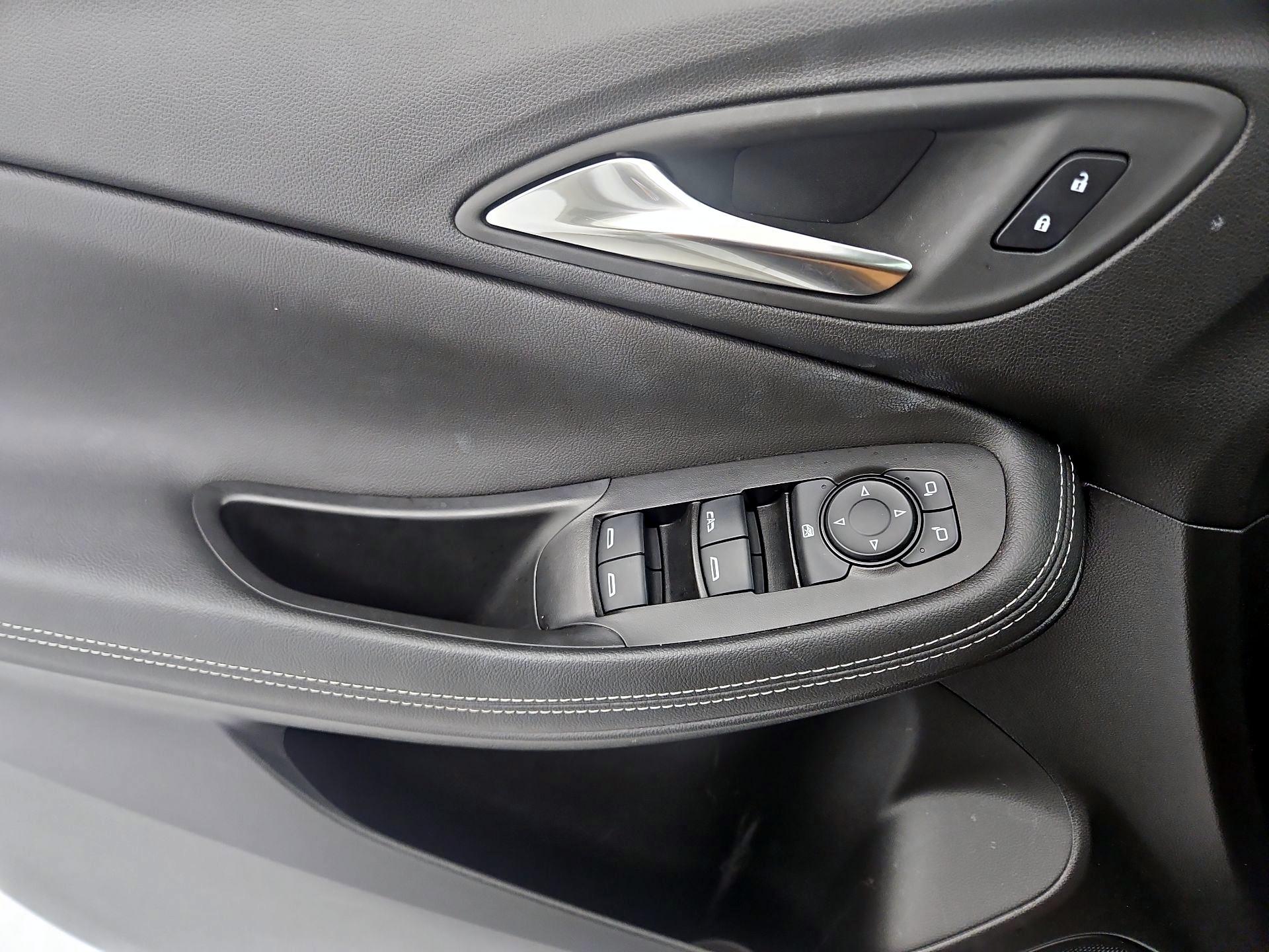 Thumbnail: 2025 Buick Encore GX - 10