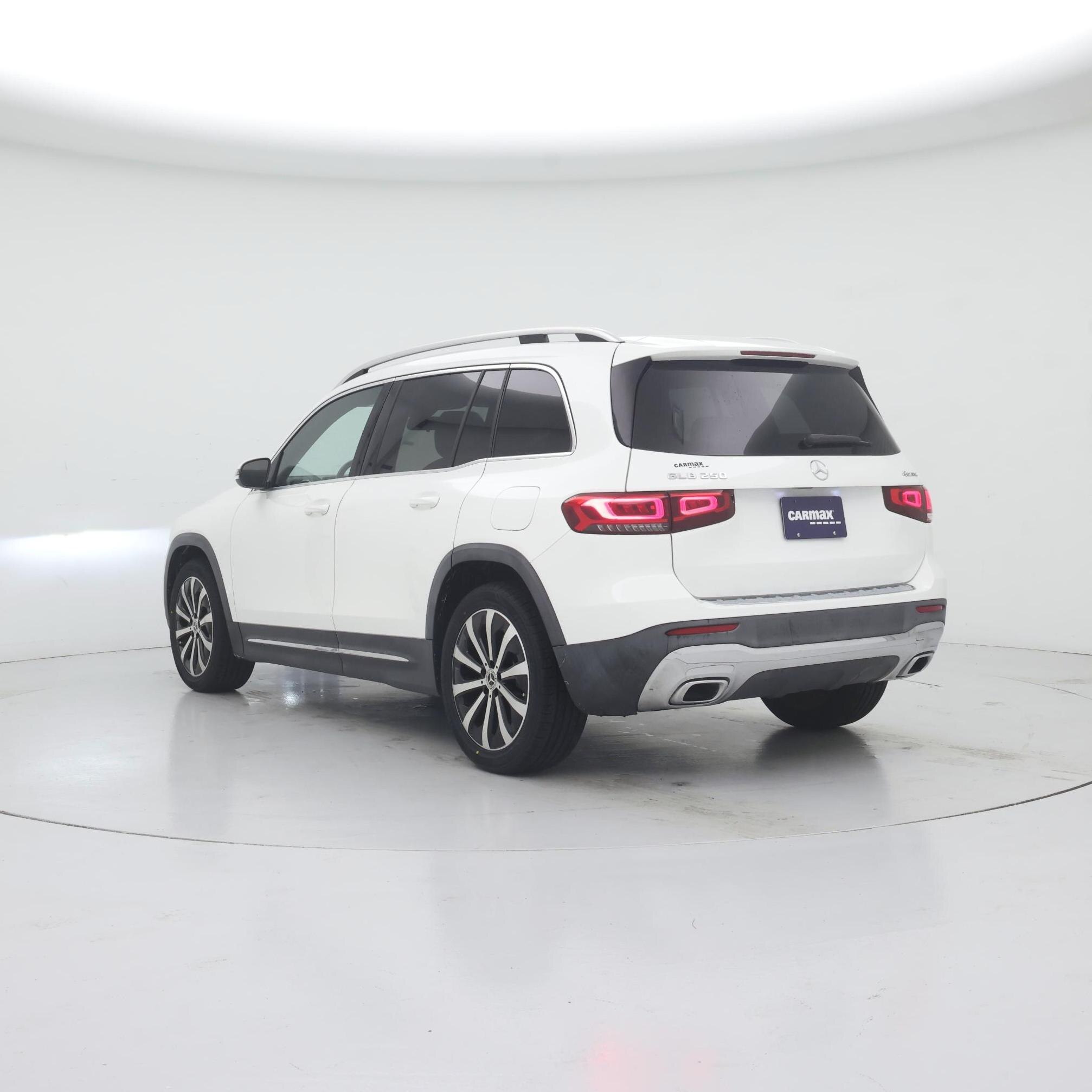 Thumbnail: 2023 Mercedes-Benz GLB - 2