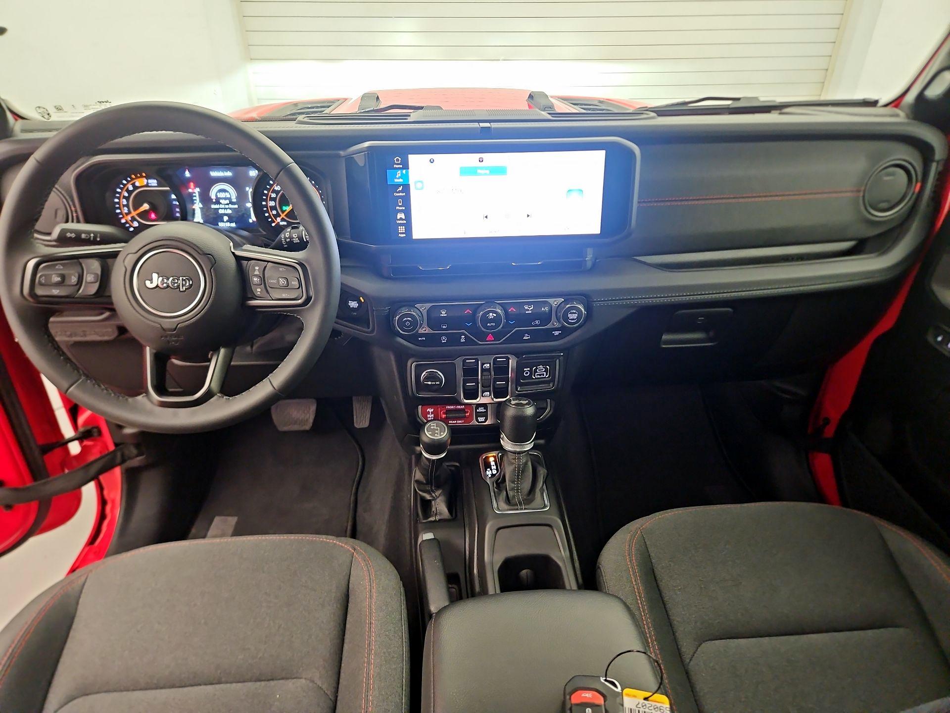 Thumbnail: 2025 Jeep Wrangler - 9