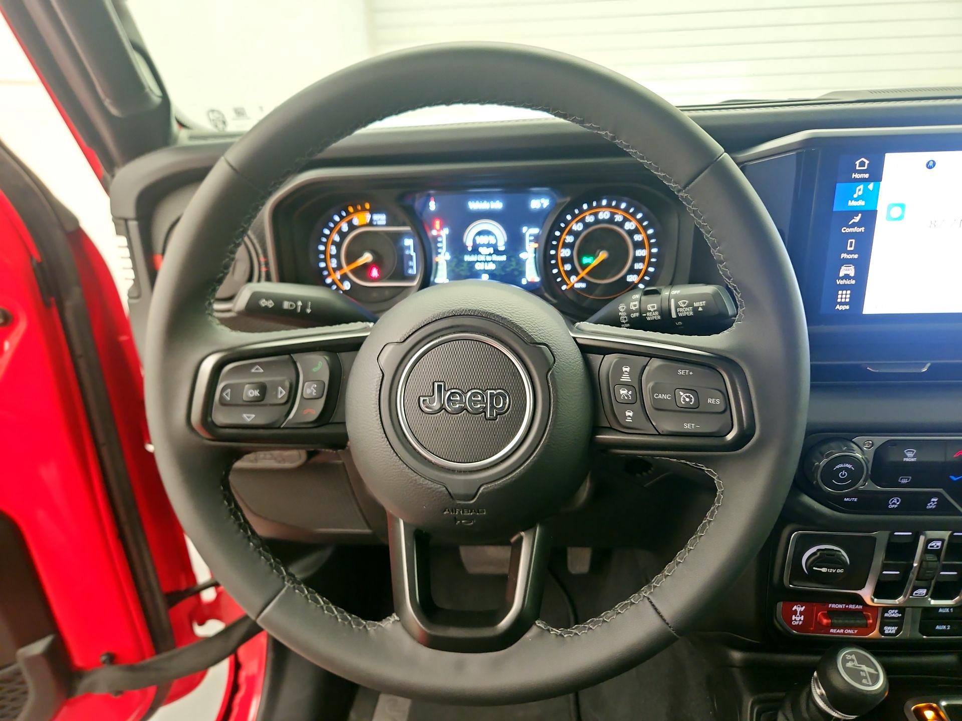 Thumbnail: 2025 Jeep Wrangler - 10