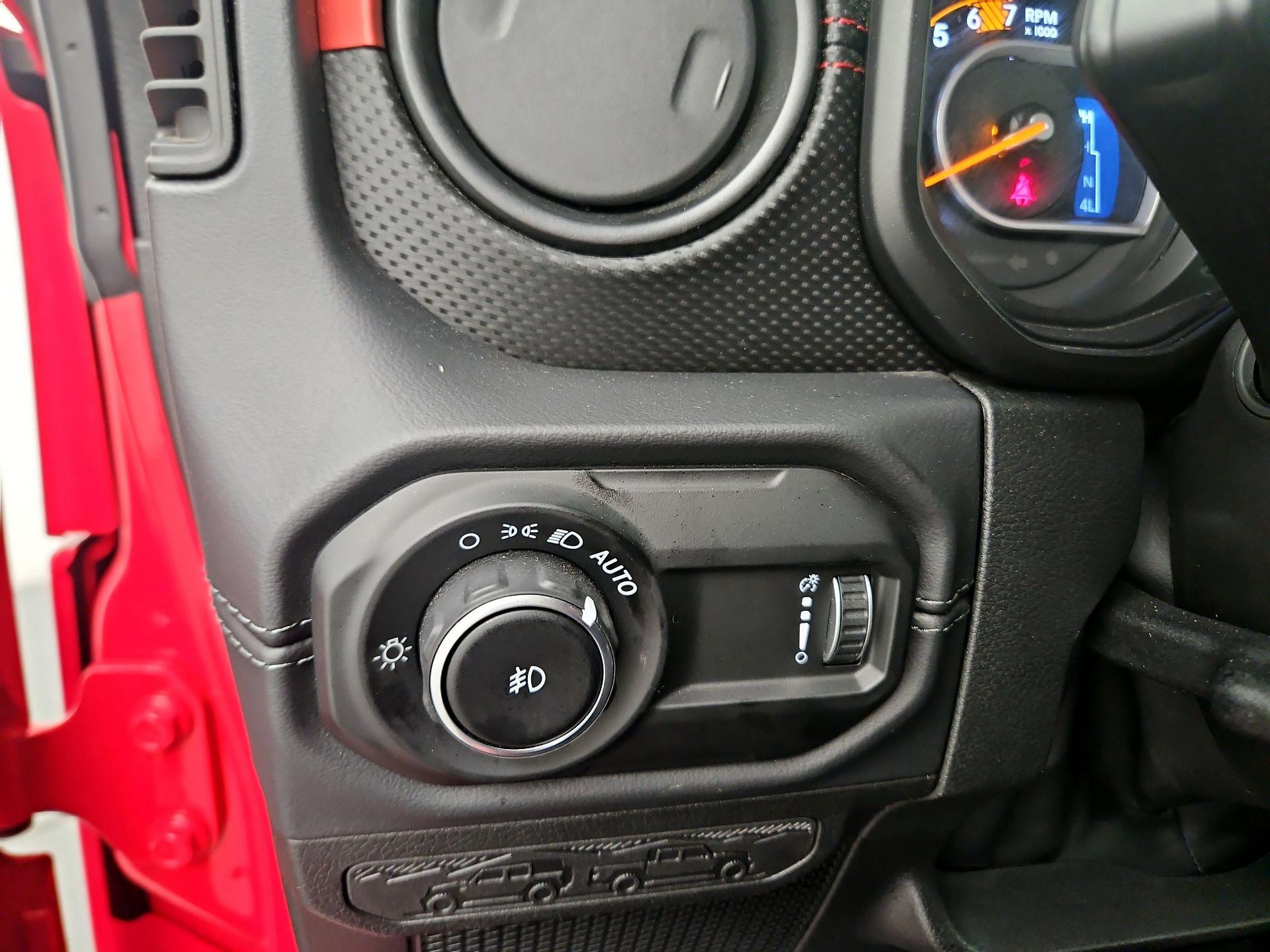 Thumbnail: 2025 Jeep Wrangler - 13