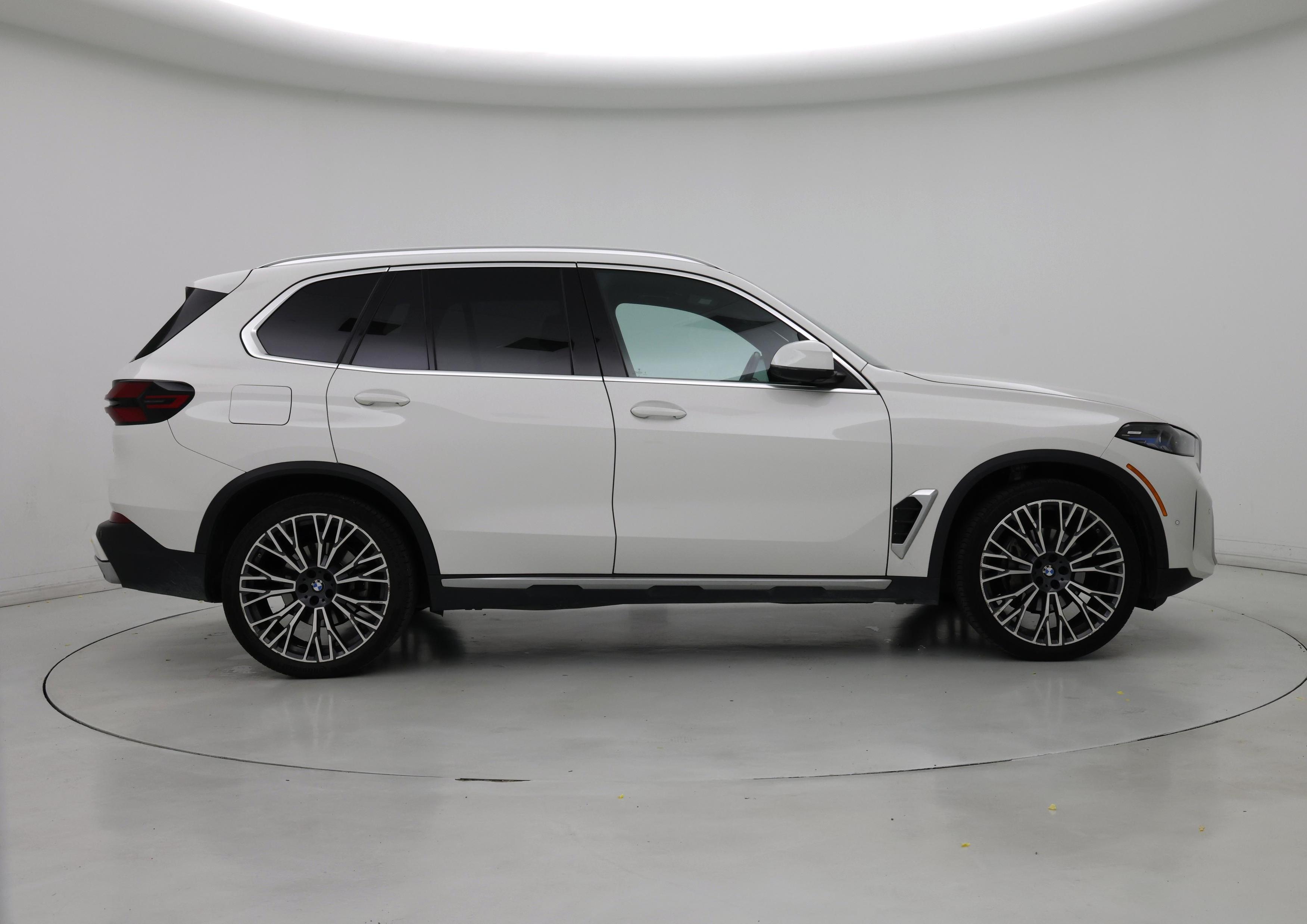 Thumbnail: 2024 BMW X5 - 7