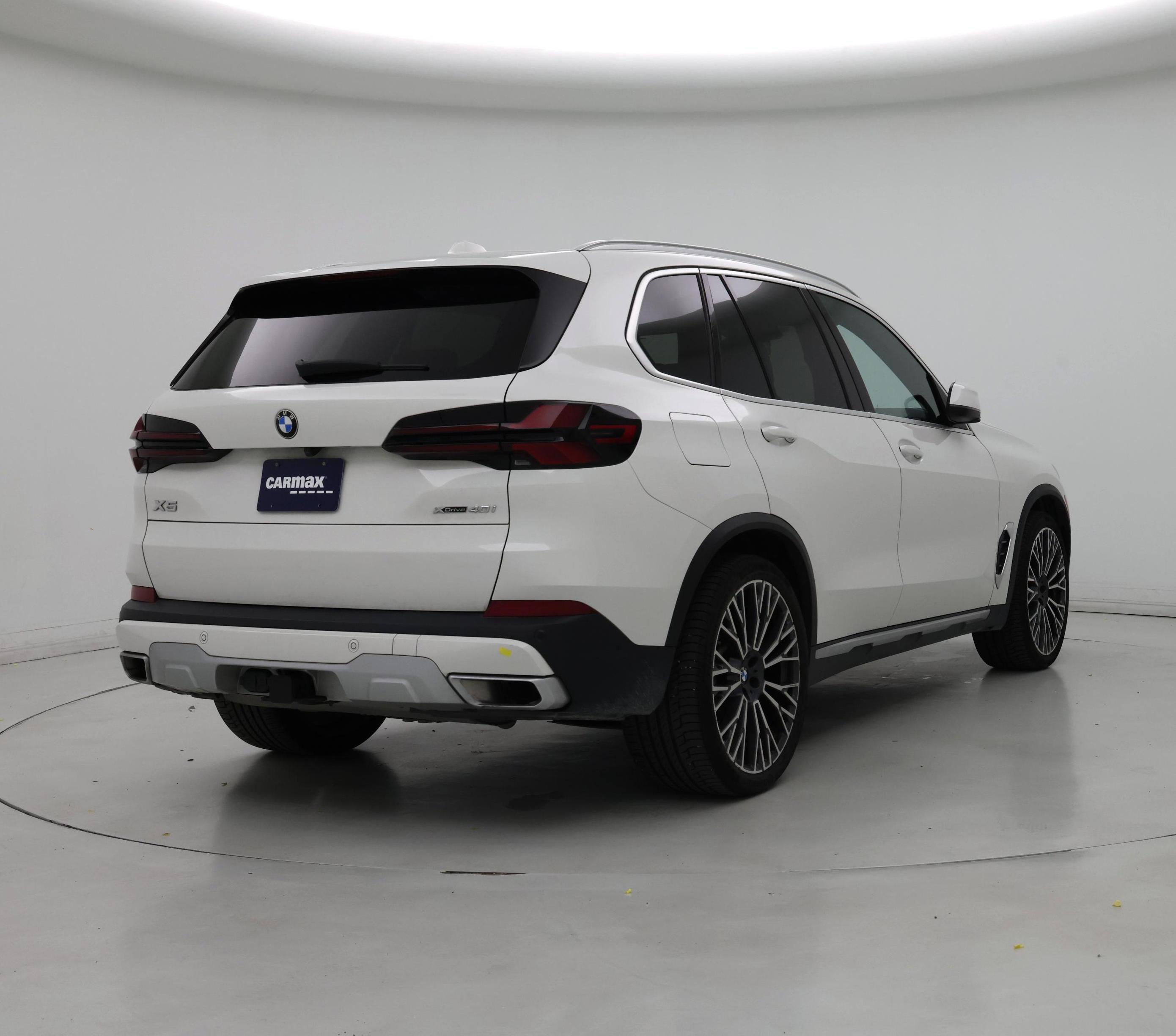 Thumbnail: 2024 BMW X5 - 8