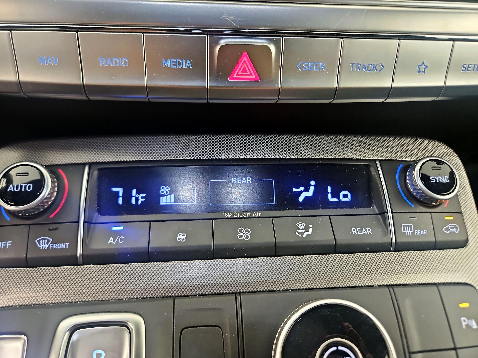 Thumbnail: 2020 Hyundai Palisade - 16