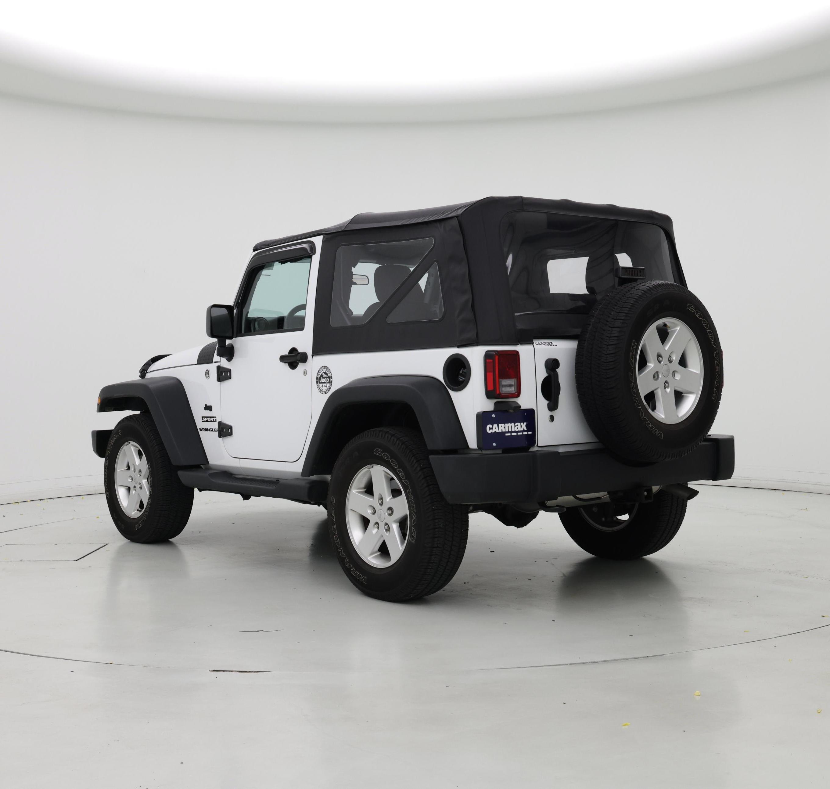 Thumbnail: 2015 Jeep Wrangler - 2
